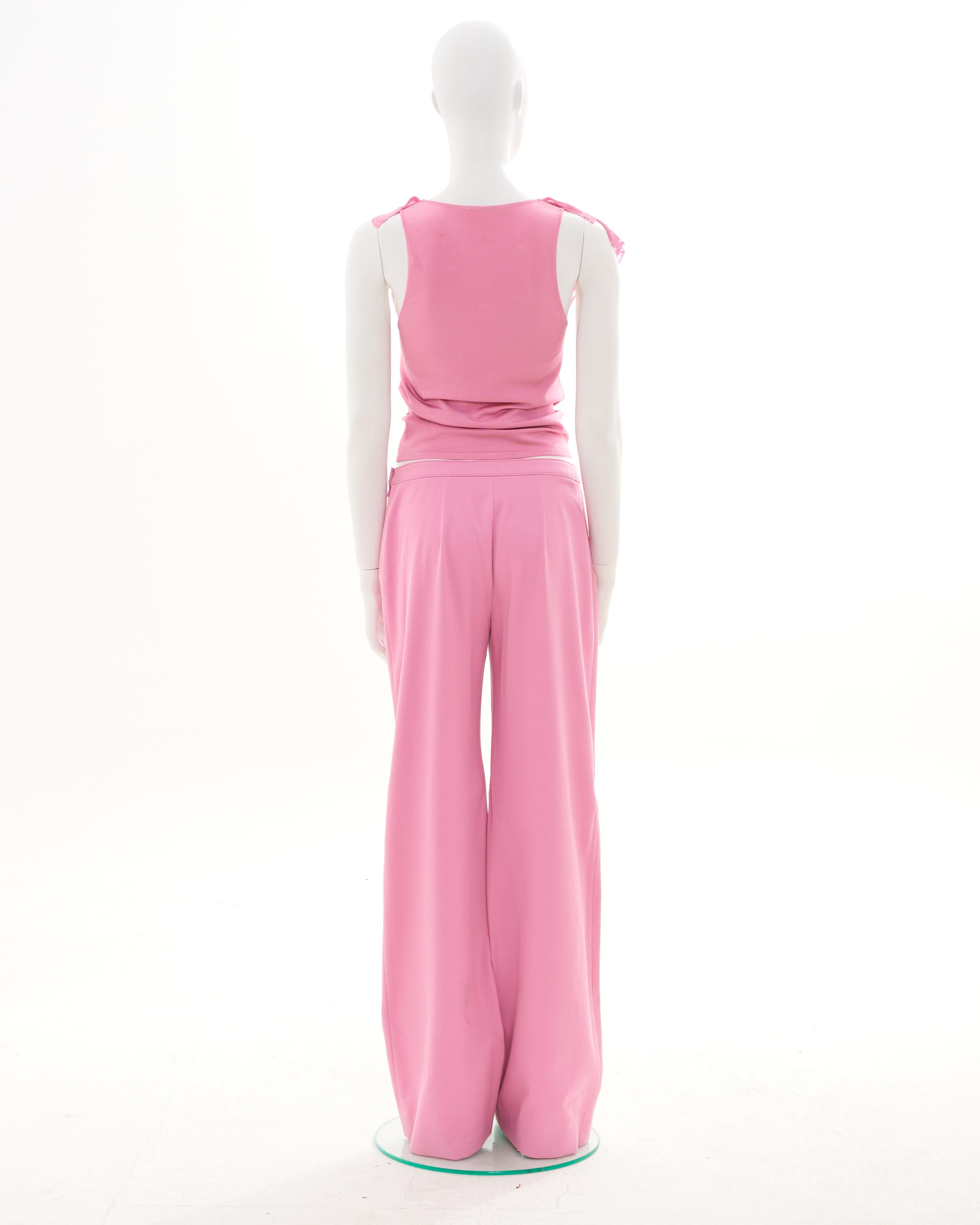 Valentino Early 00's Pink Lace Top and Pants Set In Excellent Condition For Sale In Milano, IT