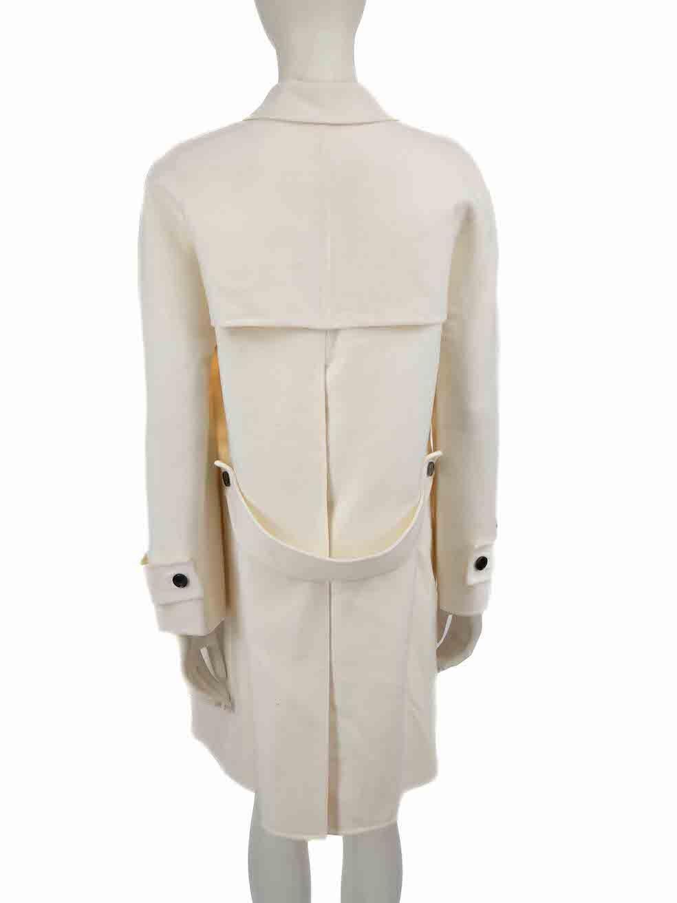 Valentino Ecru Virgin Wool Single Breasted Coat Size L In Excellent Condition For Sale In London, GB