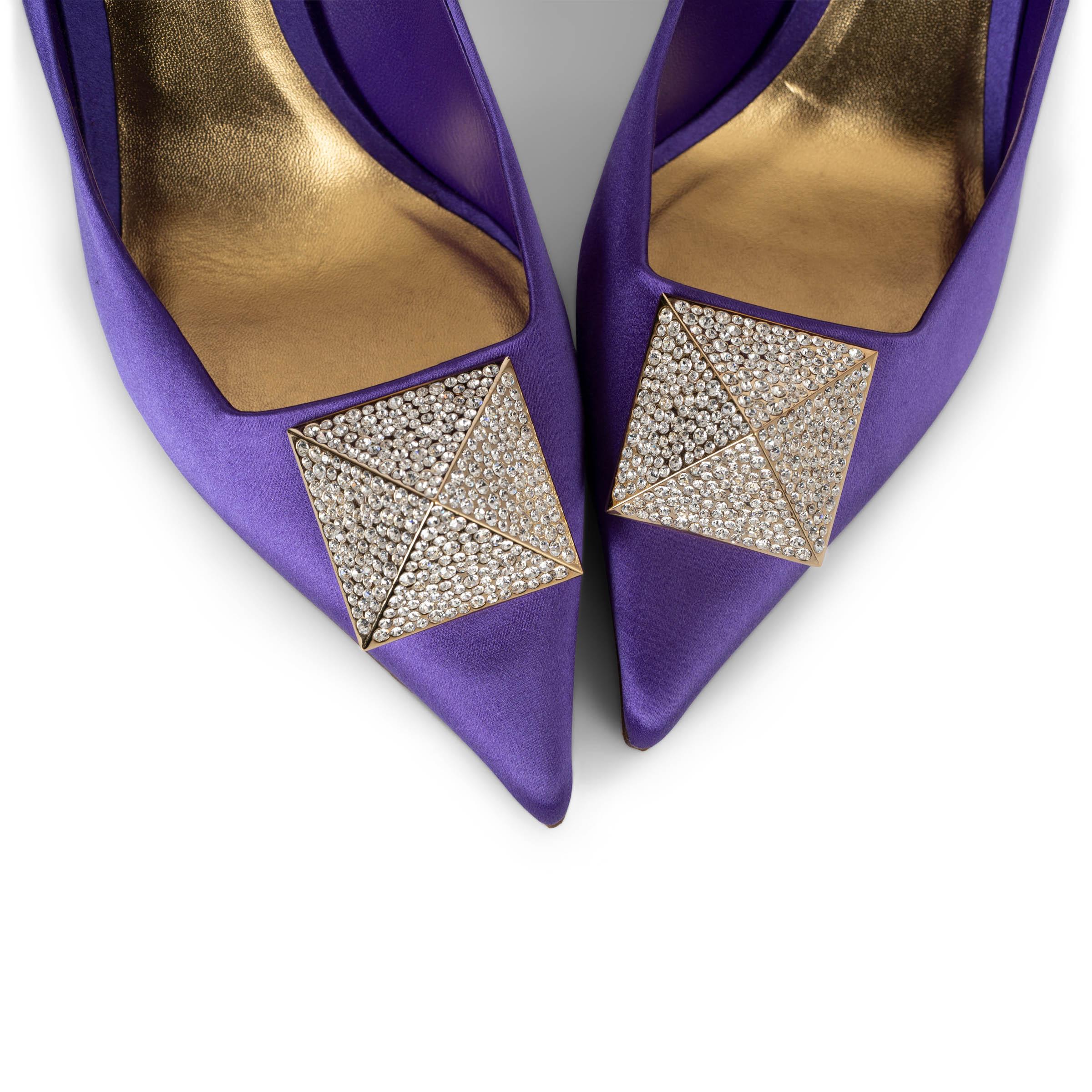 VALENTINO Electric Violet 2022 ONE STUD 100 Satin Pumps Shoes 38 For Sale 1