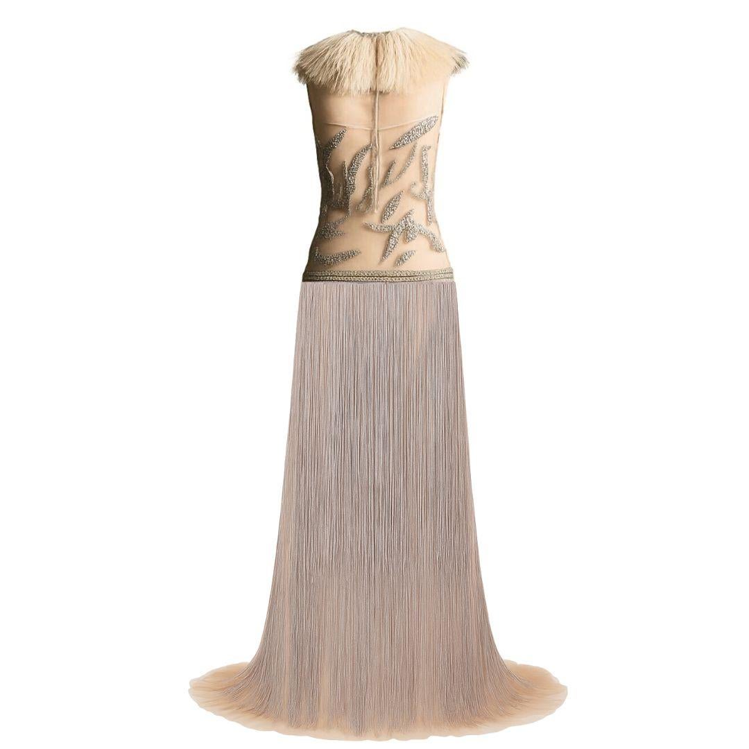 Valentino Embellished Silk Evening Gown Spring/Summer 2016 Size 40IT im Zustand „Gut“ im Angebot in Saint Petersburg, FL