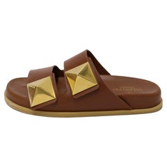 Valentino EU 38.5 Studded Leather Slides in Tan Brown