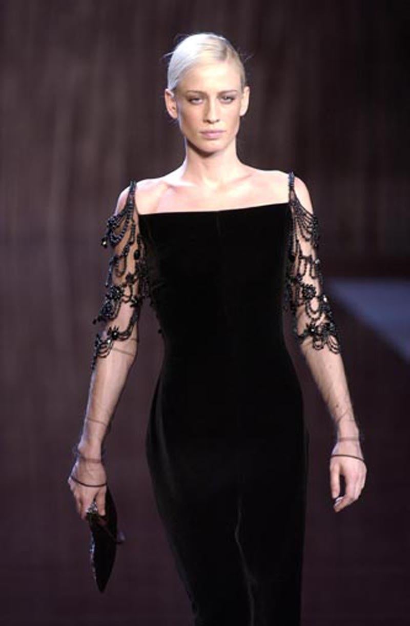 Valentino F/W 2003 Black Velvet 20s Inspired Beaded Gatsby Maxi Dress Gown US 8 For Sale 9