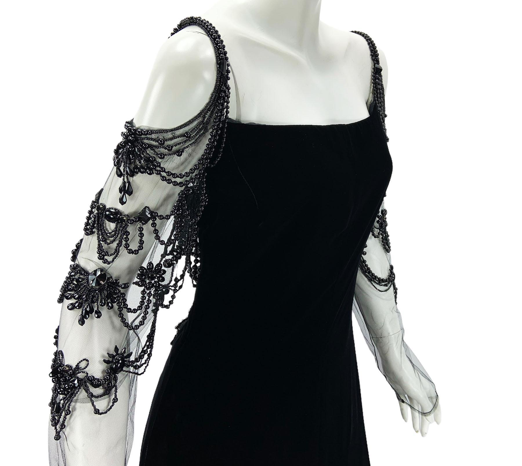Valentino F/W 2003 Black Velvet 20s Inspired Beaded Gatsby Maxi Dress Gown US 8 For Sale 3