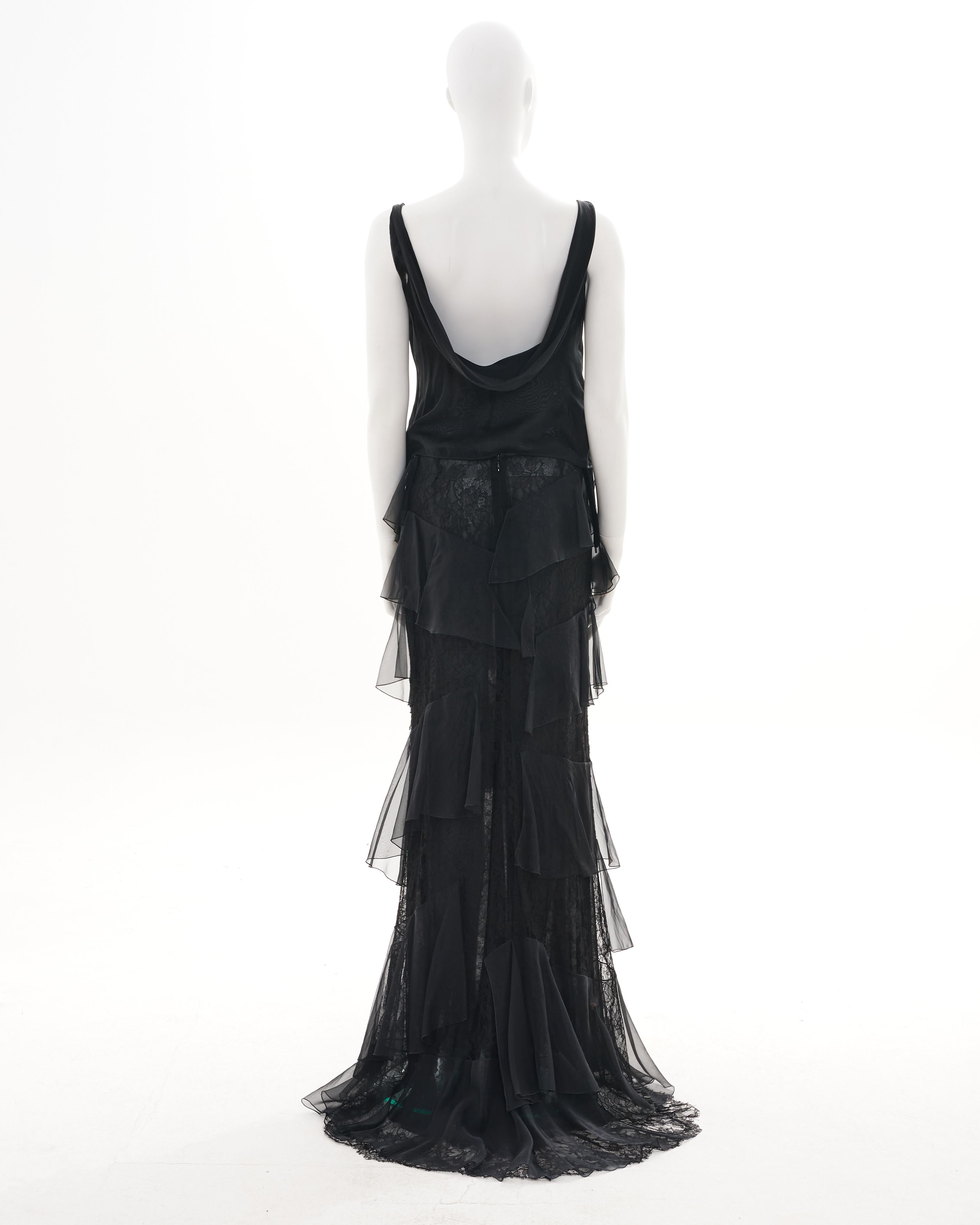 Valentino F/W 2004 Black ruffle and lace silk skirt set gown in vendita 1