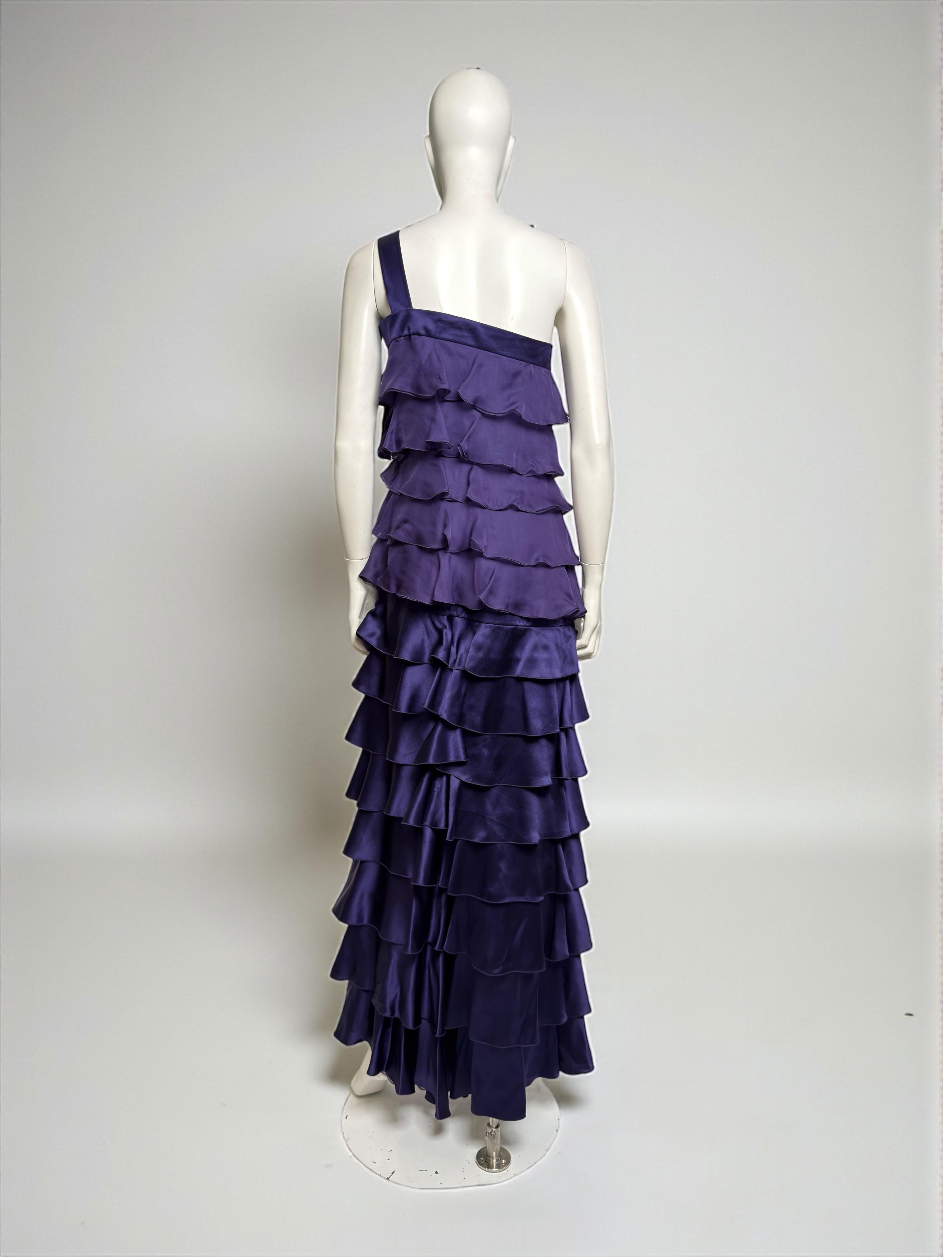 Valentino abito autunno 2007 in raso di seta viola con volant a cascata in vendita 1