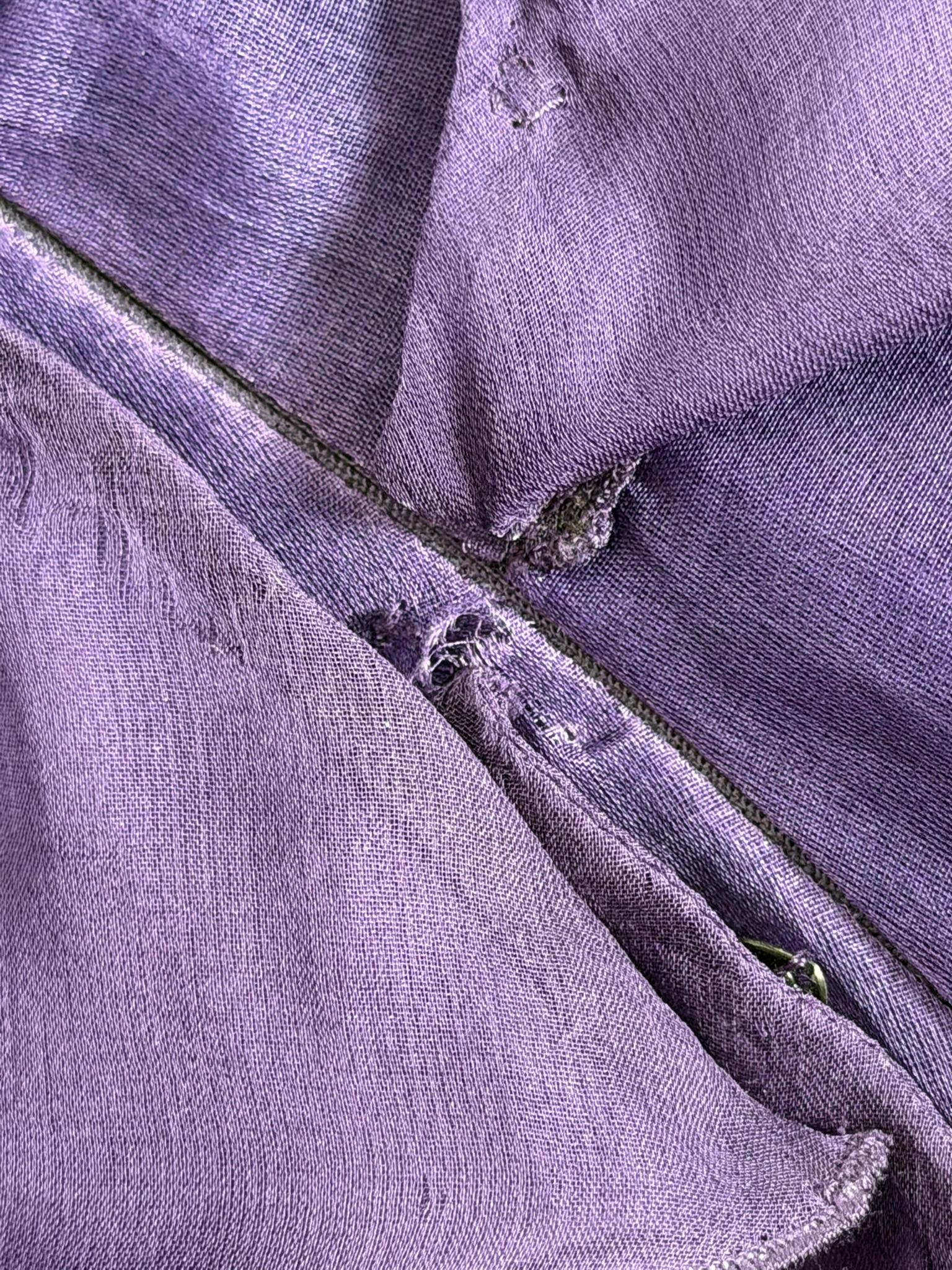 Valentino abito autunno 2007 in raso di seta viola con volant a cascata in vendita 4