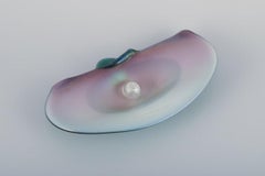 Valentino for Murano, Italy. Rare art glass bowl shaped like a seashell