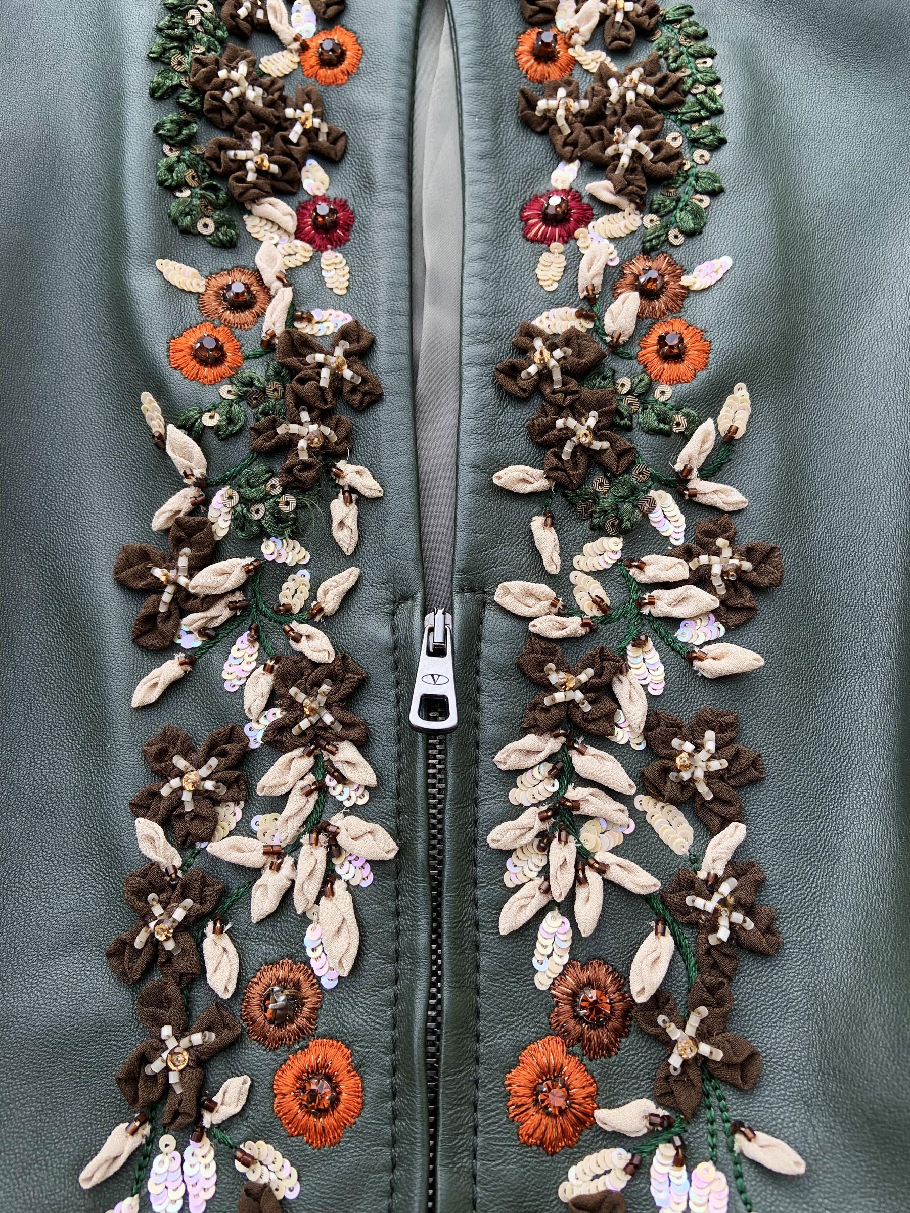 Valentino Forest Green 3-D Flowers Embroidery Beaded Lamb Leather Jacket size 10 For Sale 4