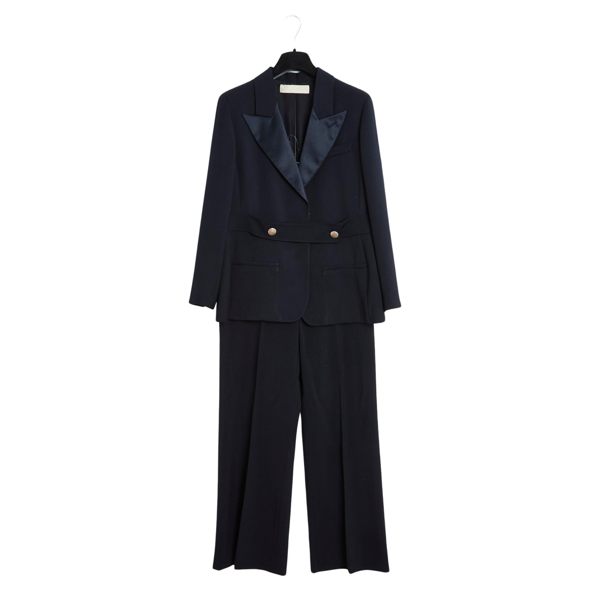 Valentino FR42 Ensemble Navy Wool Silk Smoking Suit US12 For Sale
