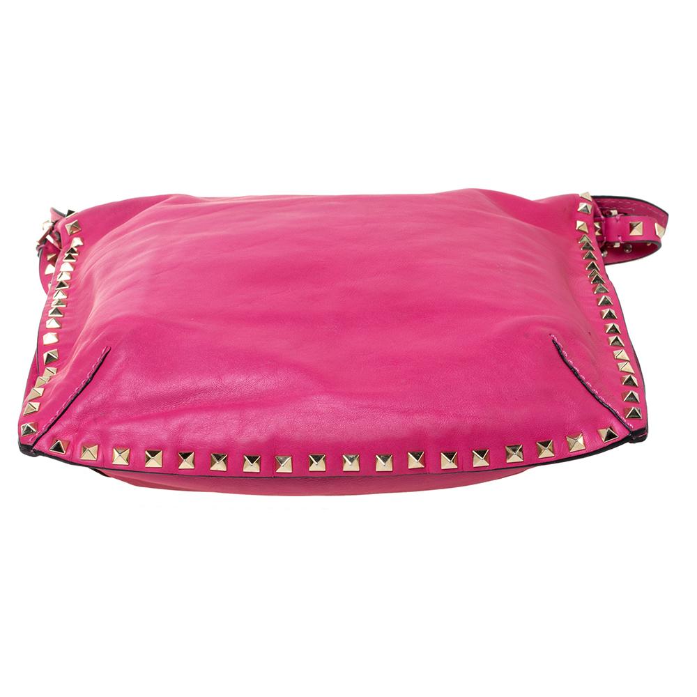 Women's Valentino Fuchsia Leather Rockstud Messenger Bag