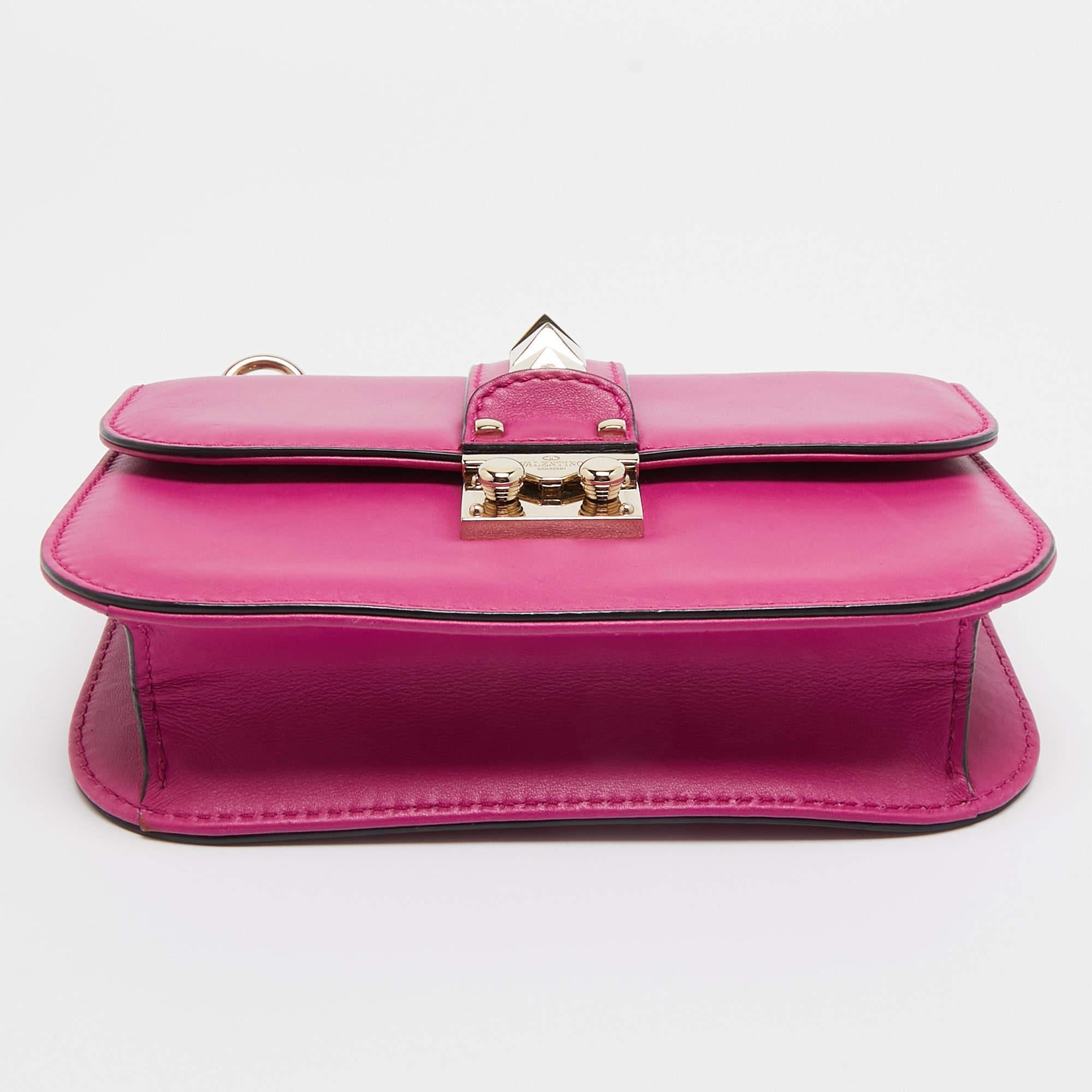 Valentino Fuchsia Leather Small Rockstud Glam Lock Flap Bag For Sale 3