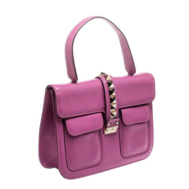 Valentino Fuschia Leather Rockstud Large Glam Lock Top Handle Bag In Good Condition In Dubai, Al Qouz 2