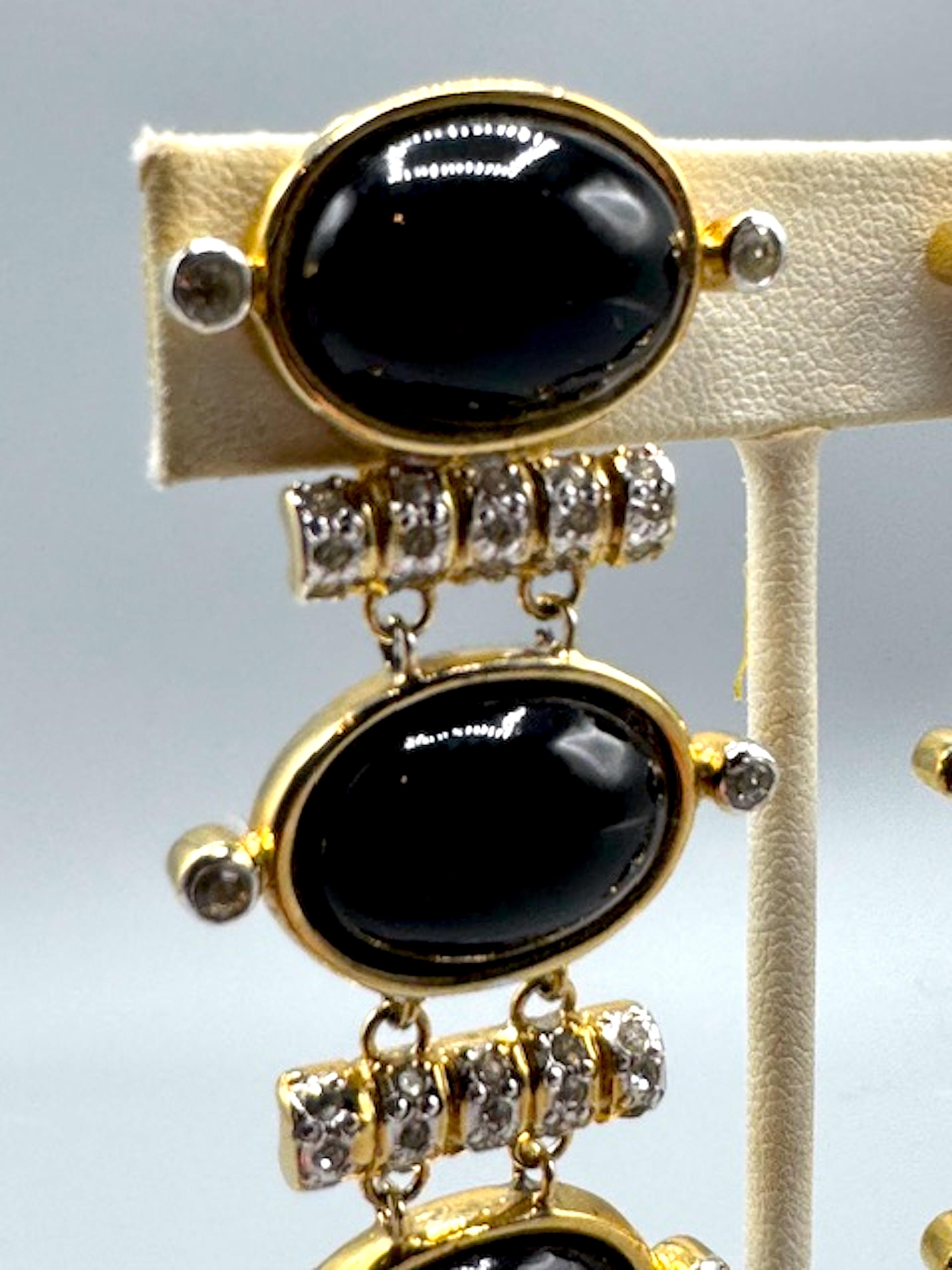 Valentino Garavani 1980s Gold and Black Cabochon Pendant Earrings For Sale 7
