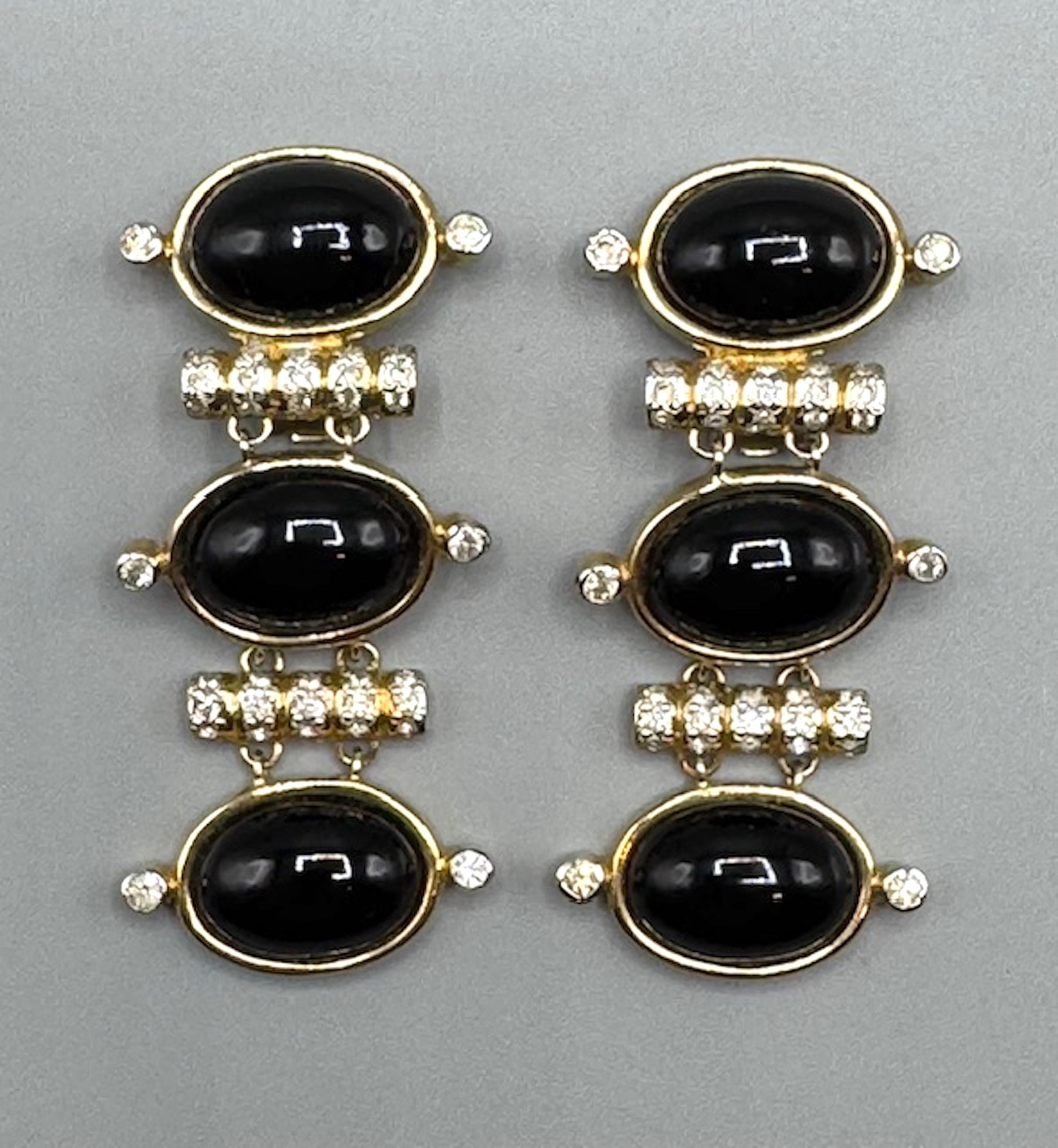 Valentino Garavani 1980s Gold and Black Cabochon Pendant Earrings In Excellent Condition For Sale In New York, NY