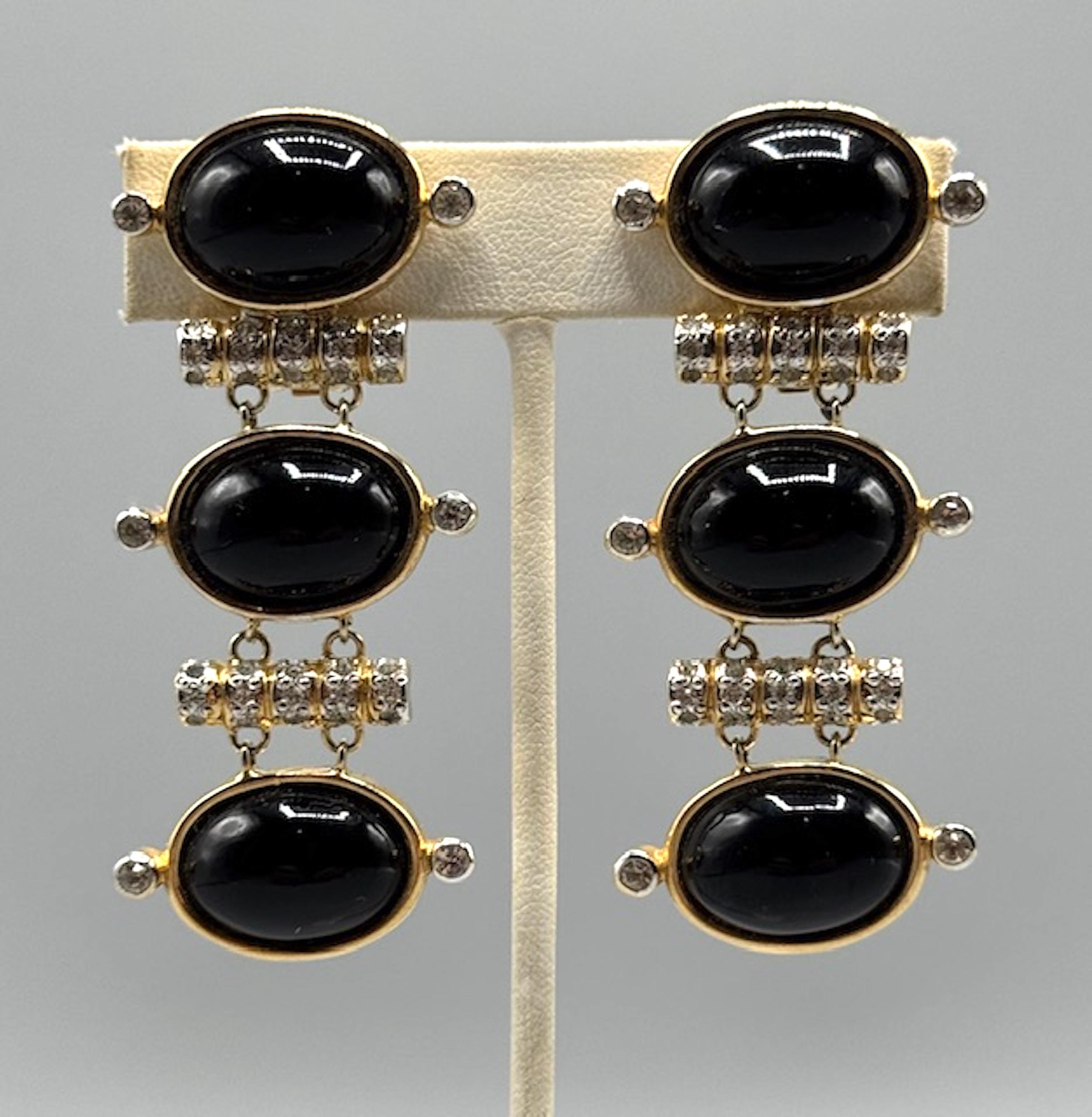 Valentino Garavani 1980s Gold and Black Cabochon Pendant Earrings For Sale 4