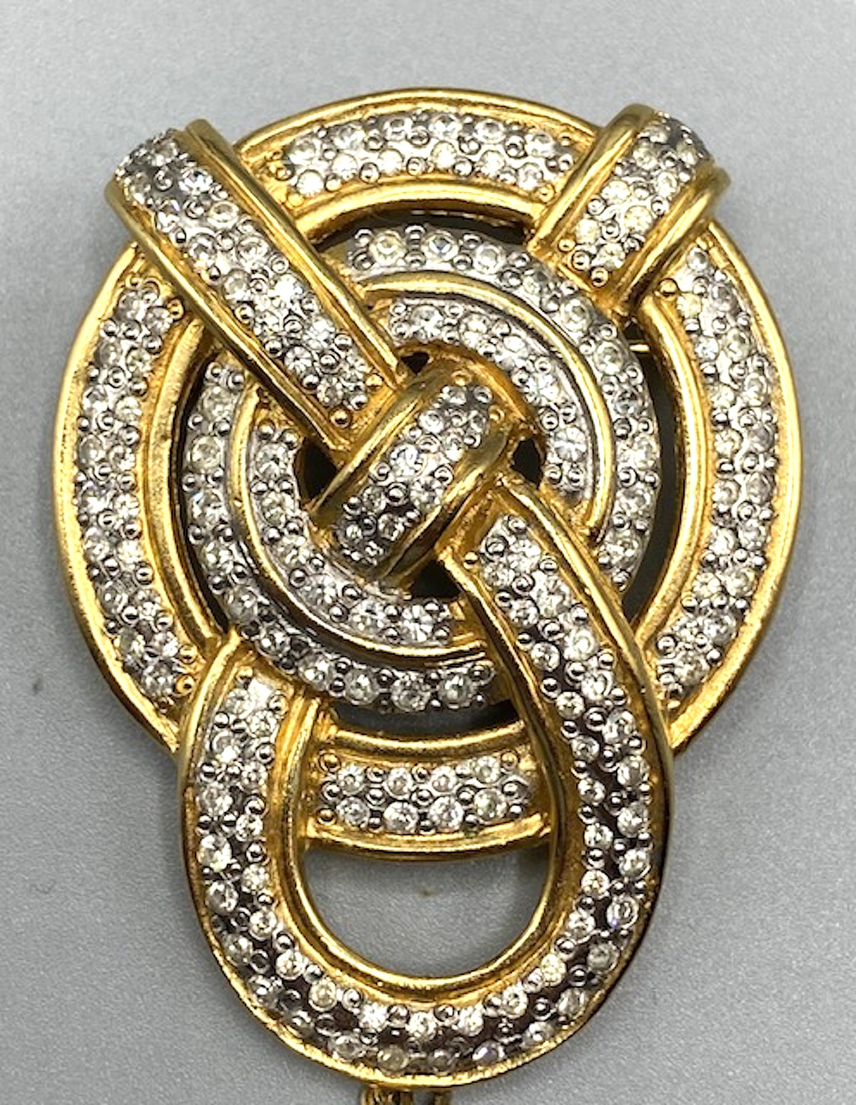 Valentino Garavani 1990's Gold Rhinstone and Glass Pendant Drop brooch For Sale 1
