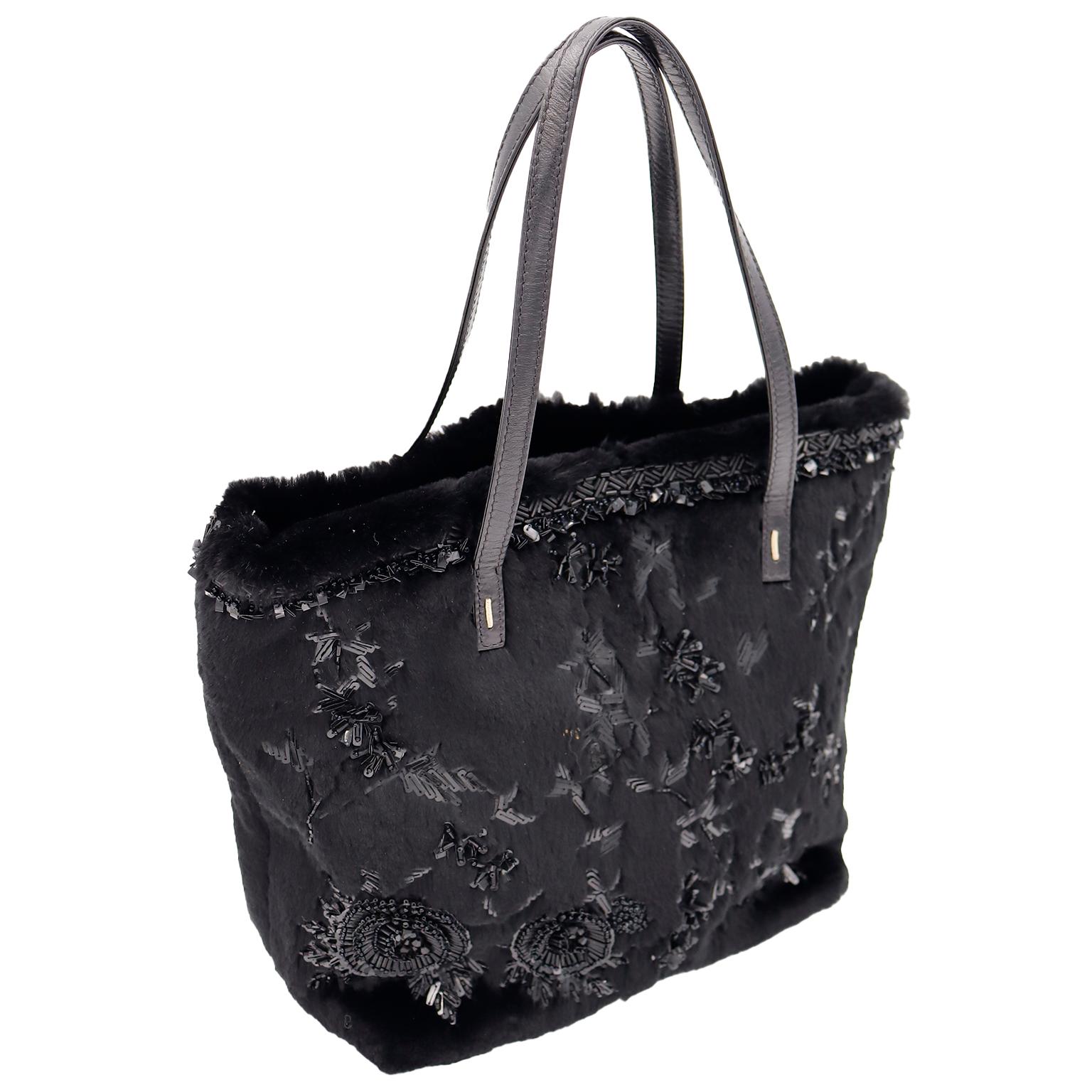 Women's Valentino Garavani Black Beaded Black Fur & Leather Tote Bag Style Handbag For Sale