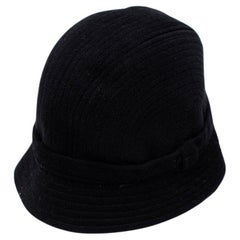 Valentino Garavani Black Cashmere Cloche Hat