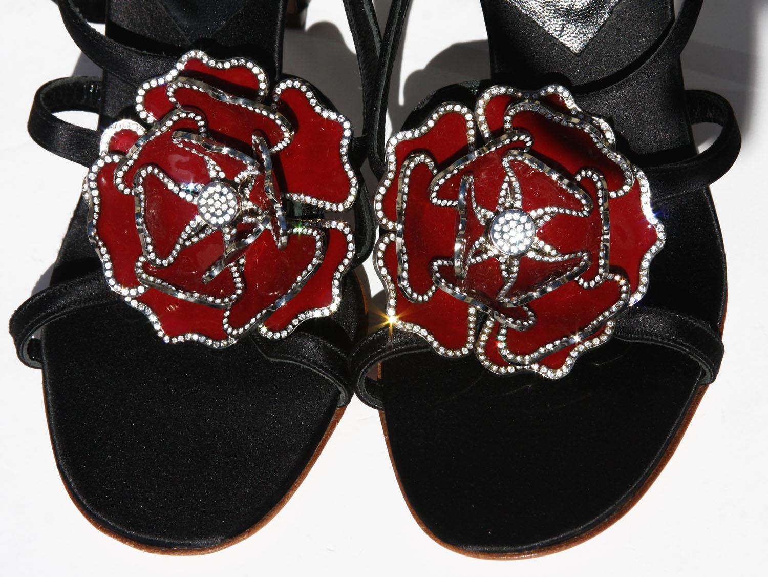 Black Valentino Garavani S/S 2002 Enamel Crystals Embellished 3 D Flower Sandals 37.5 