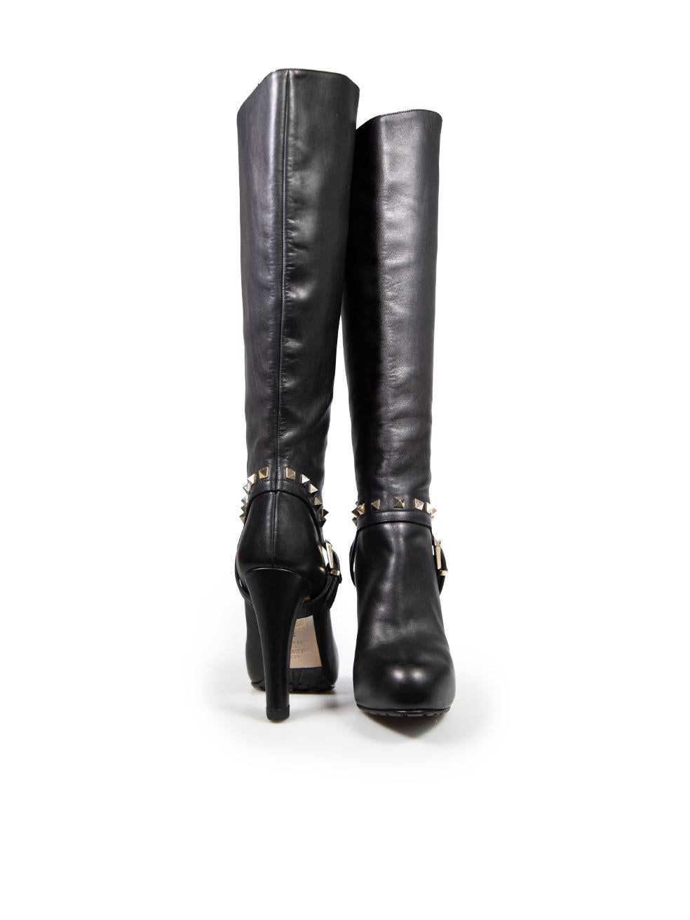 Valentino Garavani Black Leather Knee High Rockstud Boots Size IT 35 In Good Condition For Sale In London, GB