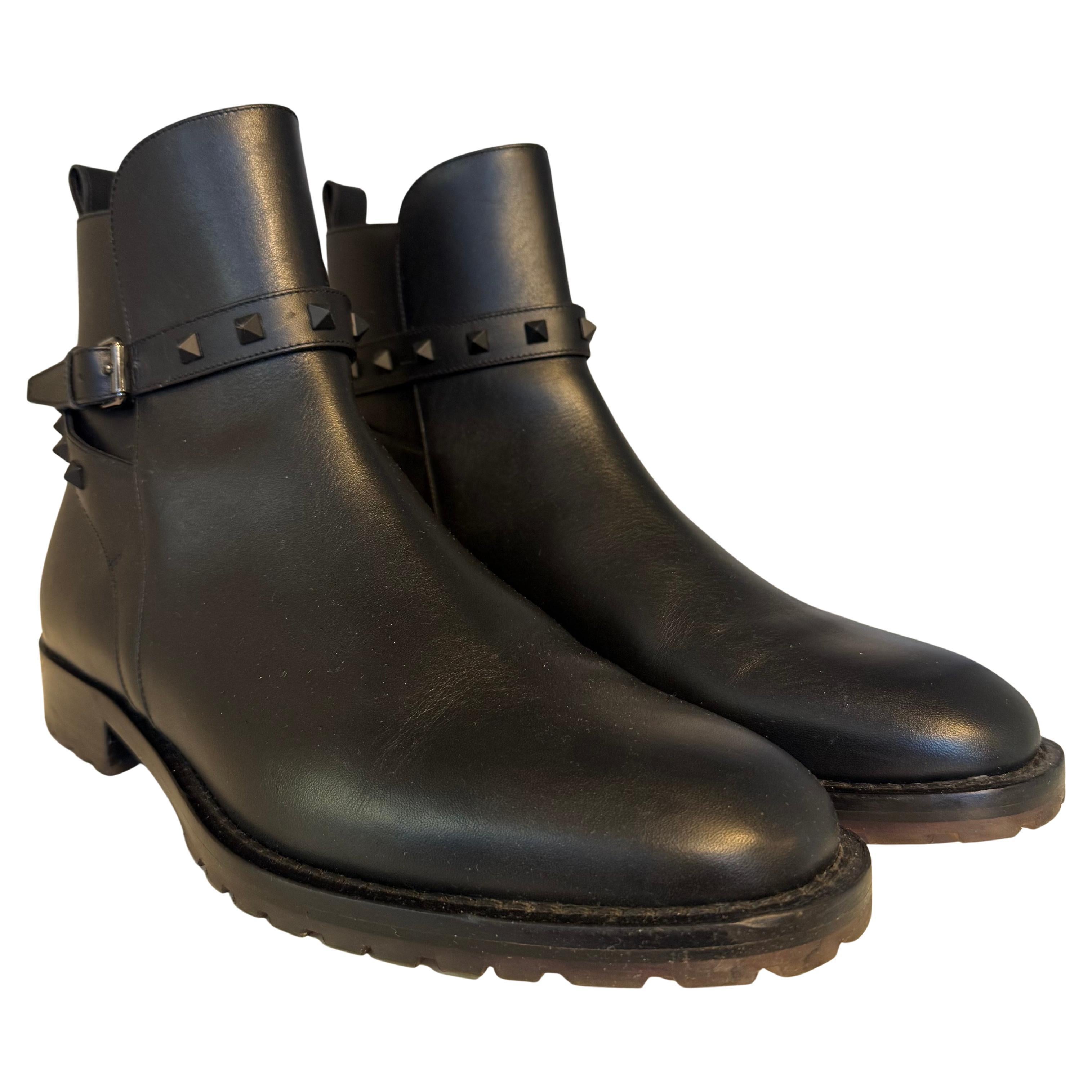 Valentino Garavani - Stivaletto uomo in pelle nera IT 44 in vendita