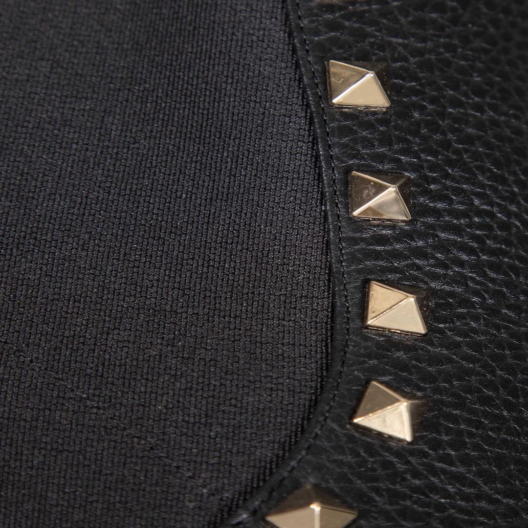 Valentino Garavani Black Leather Stud Detail Heeled Boots Size IT 40 For Sale 1