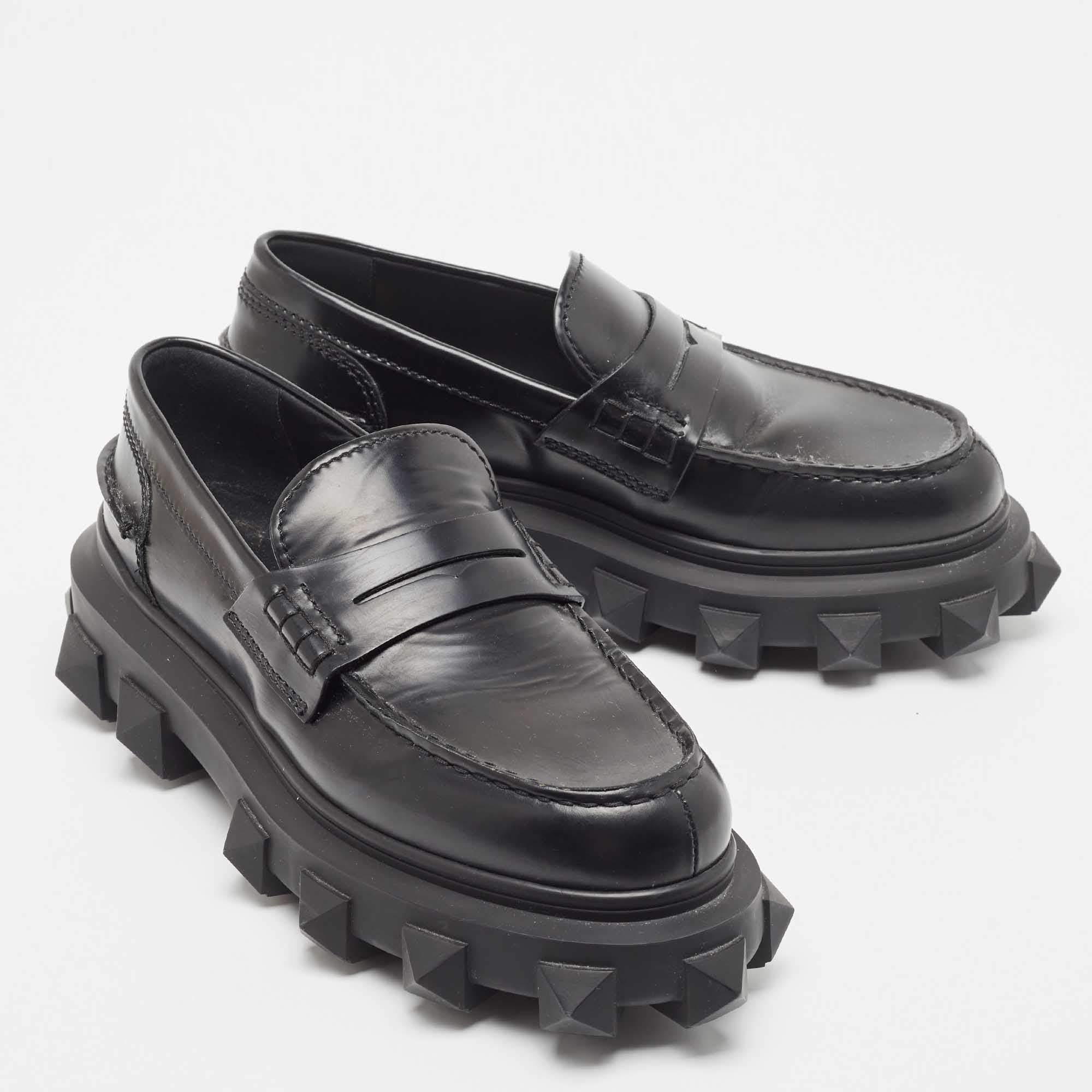 Valentino Garavani Black Leather Trackstud Loafers Size 43 1