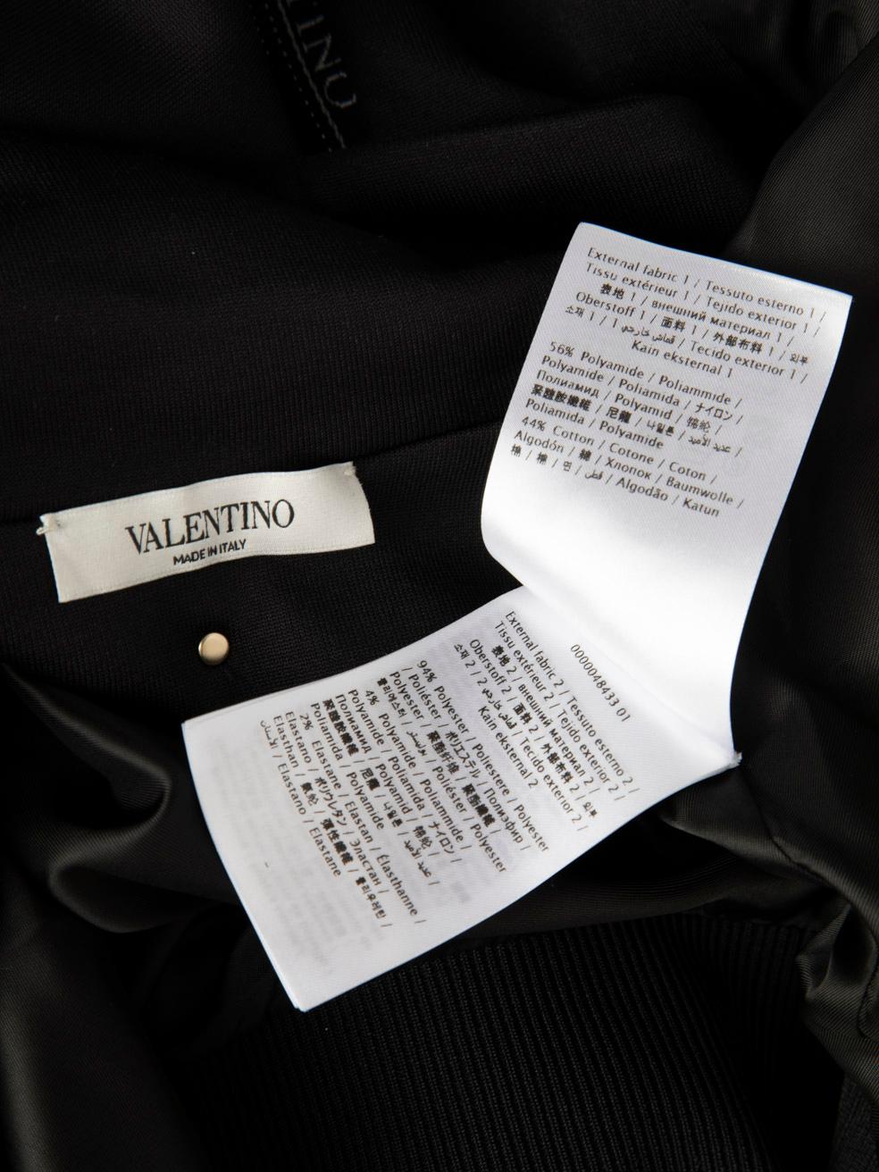 Valentino Garavani Schwarze Jacke mit Logodetail und Reißverschluss Größe M im Angebot 6