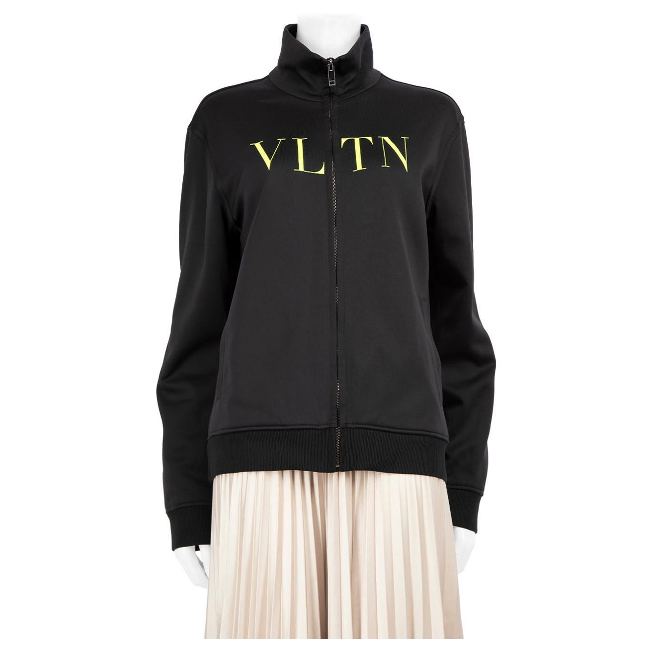 Valentino Garavani Schwarze Jacke mit Logodetail und Reißverschluss Größe M im Angebot