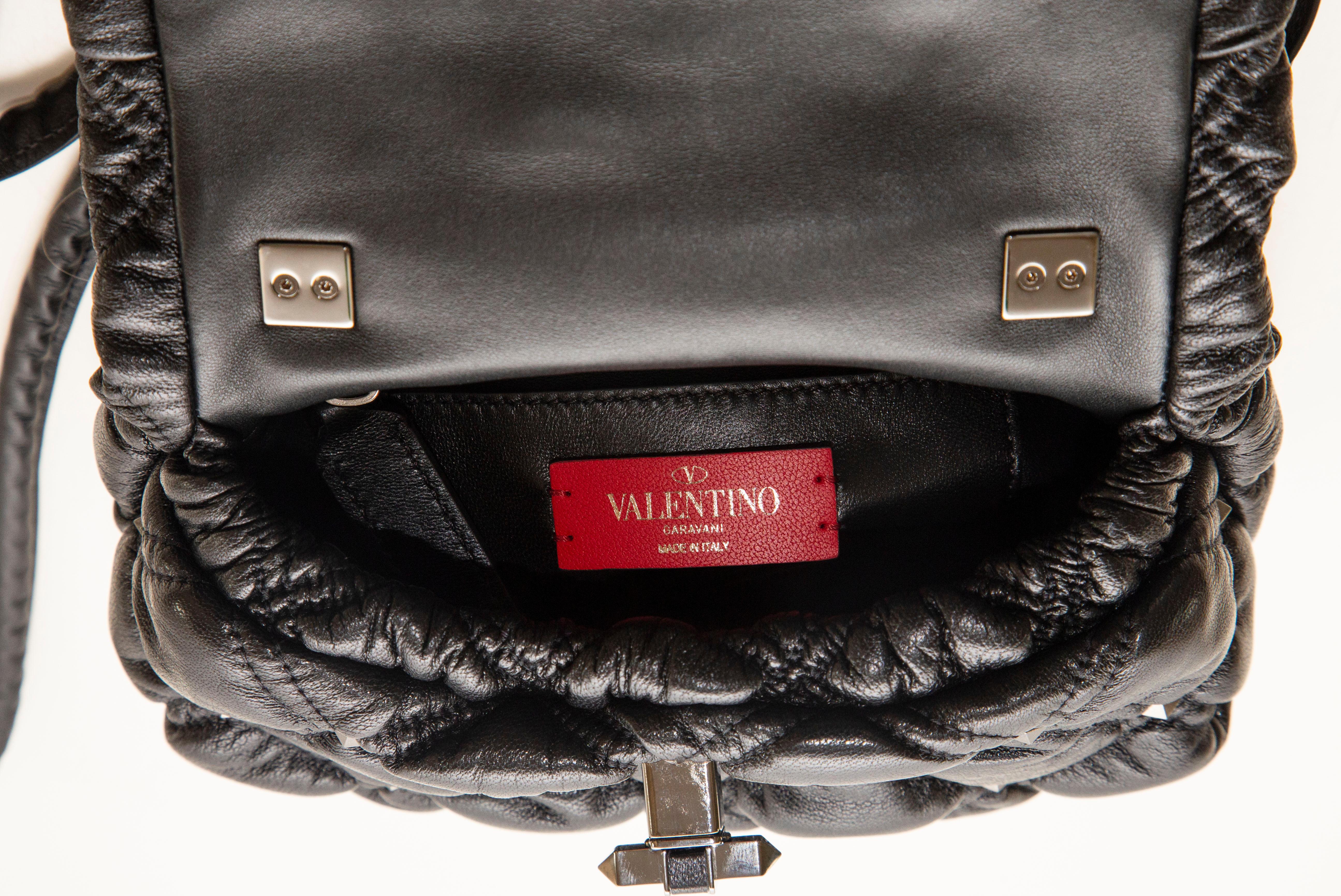 Valentino Garavani Bolso de hombro SpikeMe de piel de napa negra en venta 1