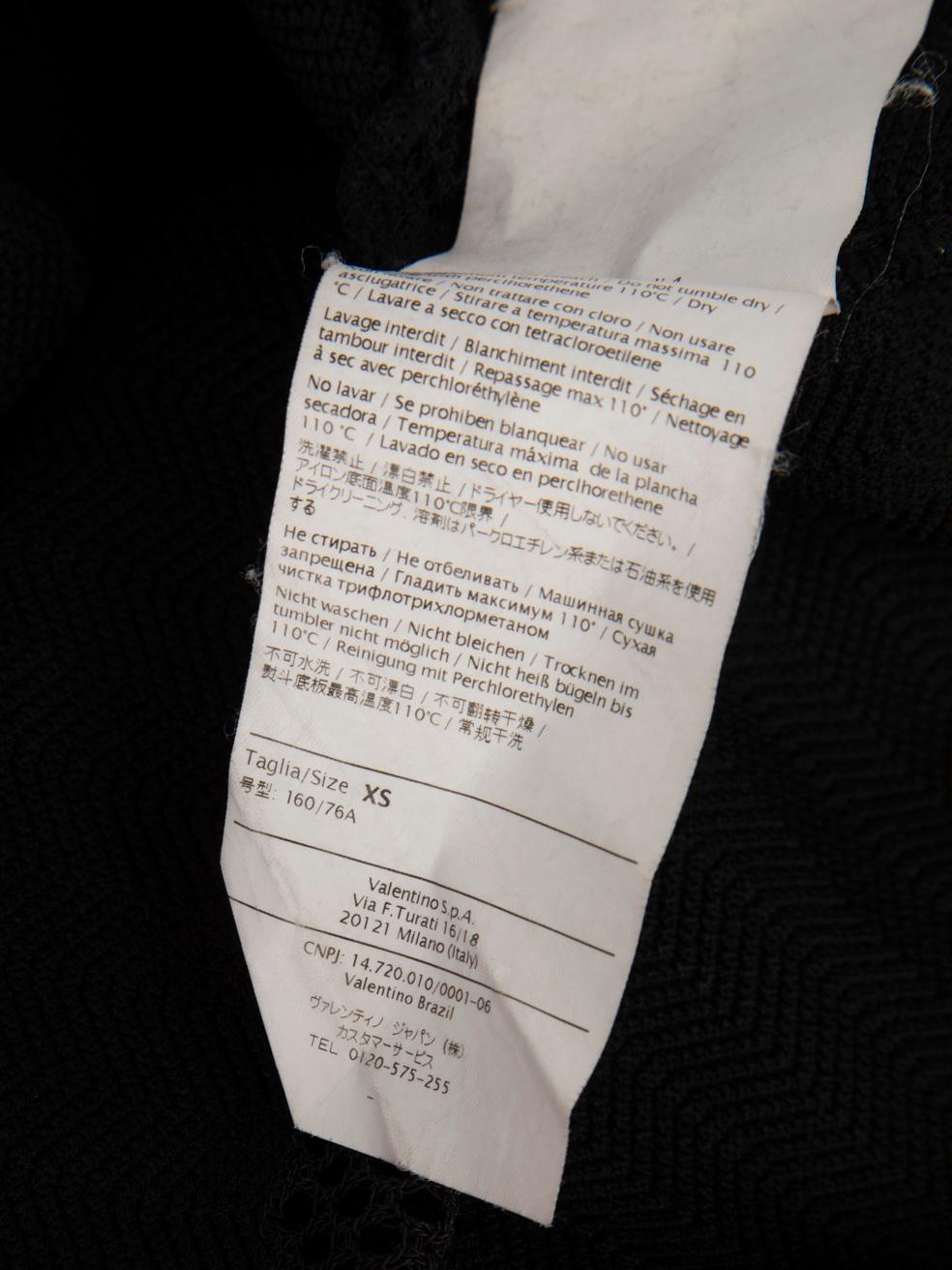 Valentino Garavani Black Short Sleeve Knee Length Dress Size XS For Sale 3