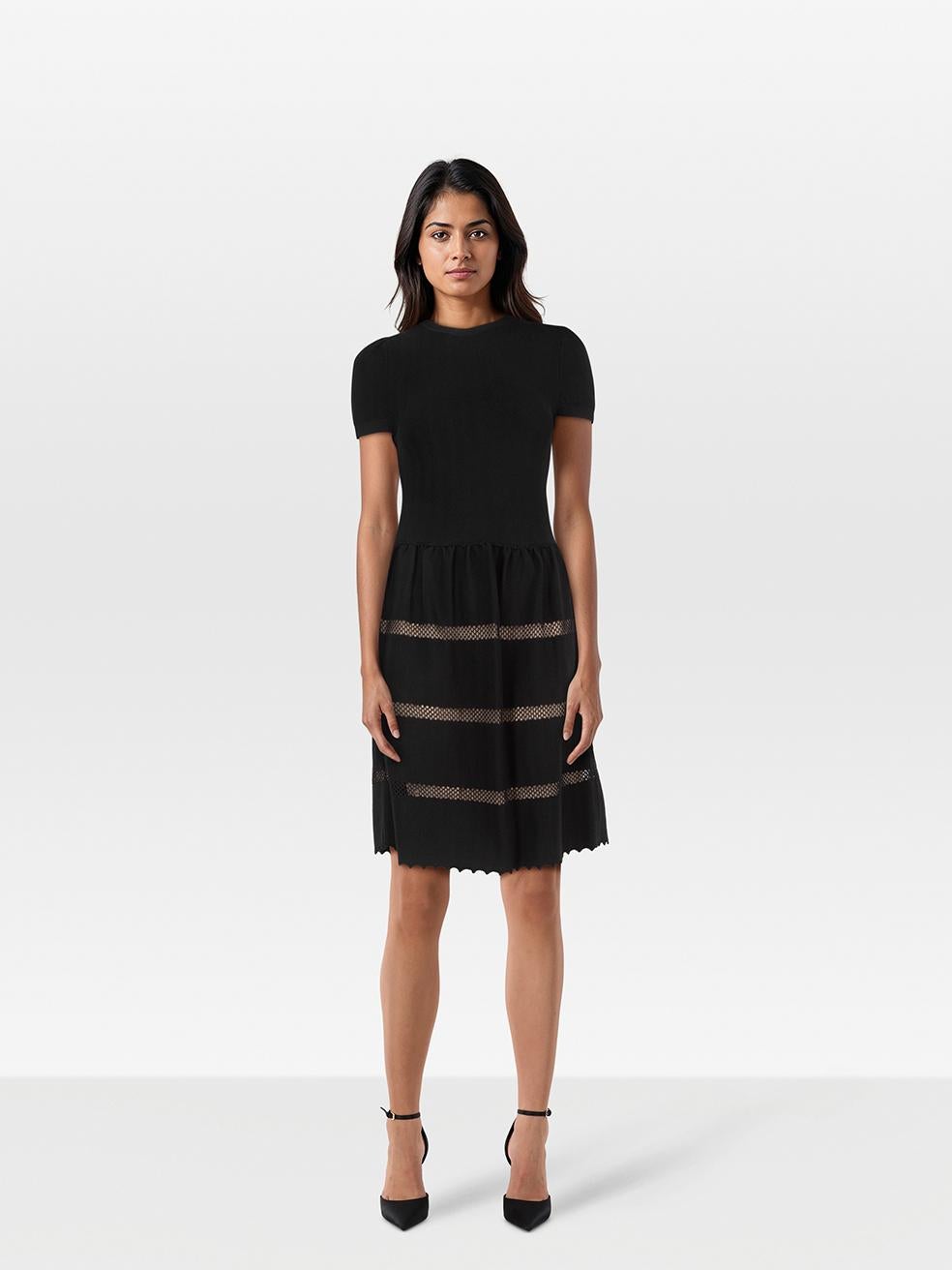 Valentino Garavani Black Short Sleeve Knee Length Dress Size XS For Sale