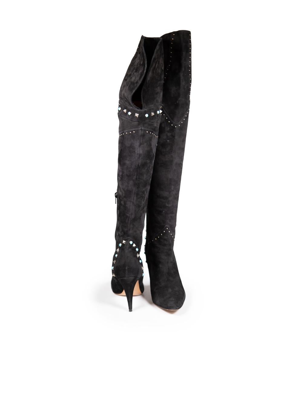 Valentino Garavani Schwarze kniehohe Stiefel aus Wildleder mit Nieten Größe IT 38 im Zustand „Gut“ im Angebot in London, GB
