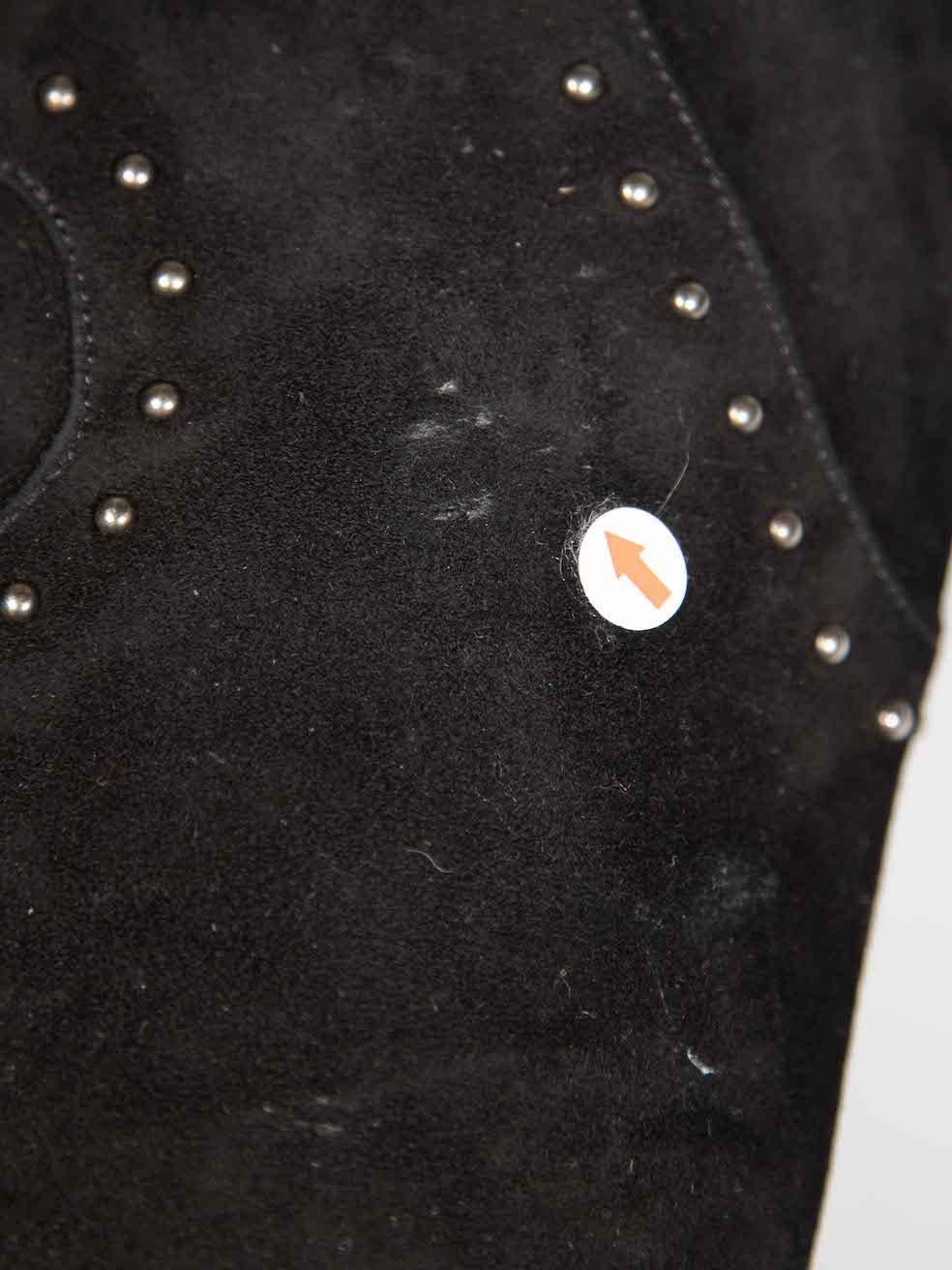Valentino Garavani Schwarze kniehohe Stiefel aus Wildleder mit Nieten Größe IT 38 im Angebot 4
