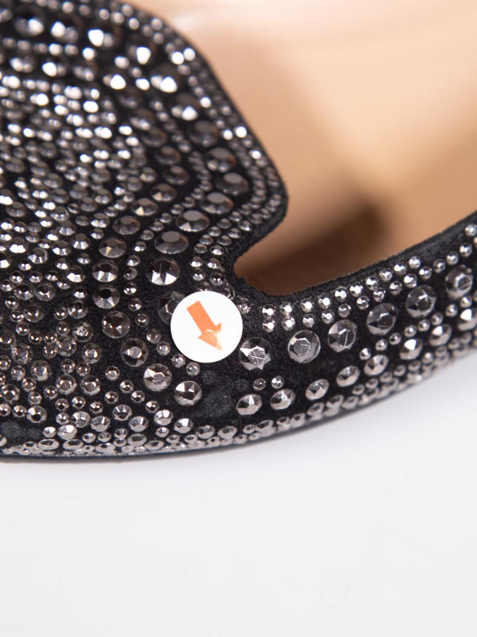 Valentino Garavani Chaussures en daim noir cloutées argentées Taille IT 37 en vente 3