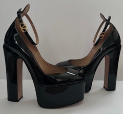 Valentino Garavani Black Tan-Go Patent Leather Platform Pumps IT 38 155mm