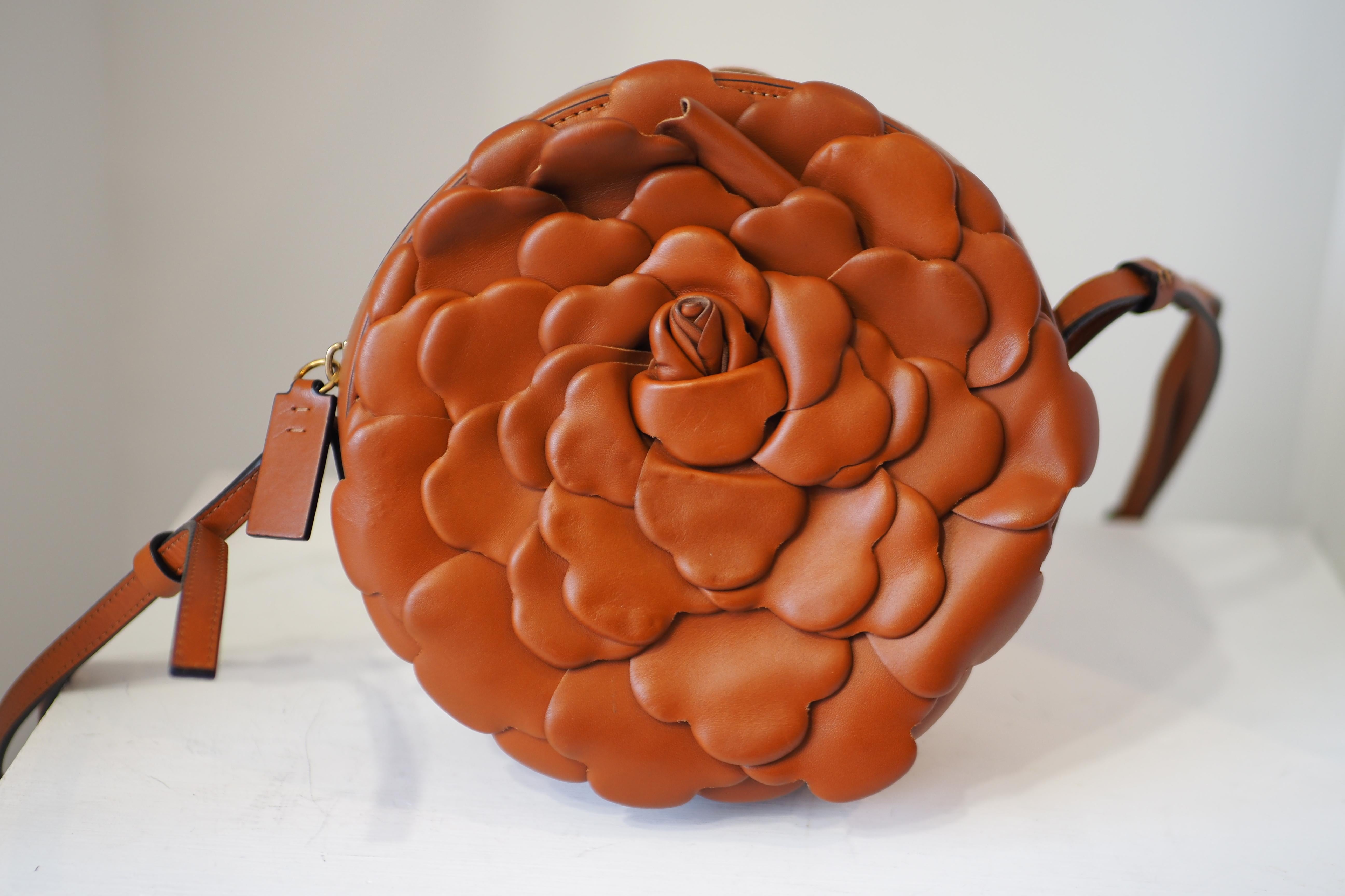 Valentino Garavani brown leather Flower shoulder bag 6