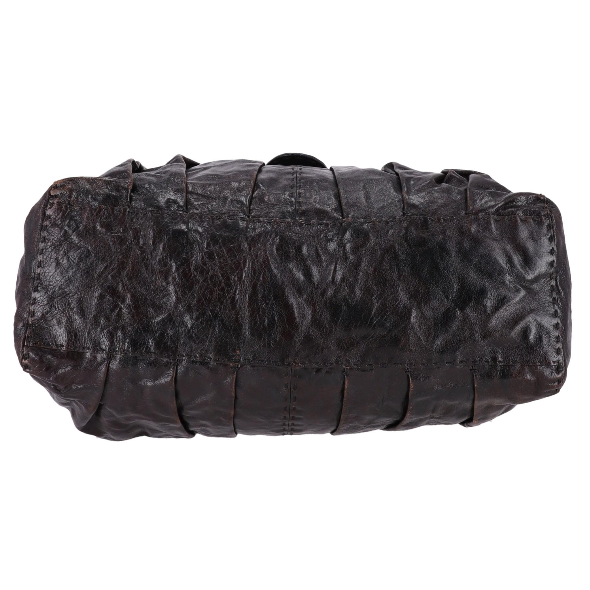 Valentino Garavani Crystal Embellished 'V' Logo Leather Bag In Good Condition For Sale In London, GB