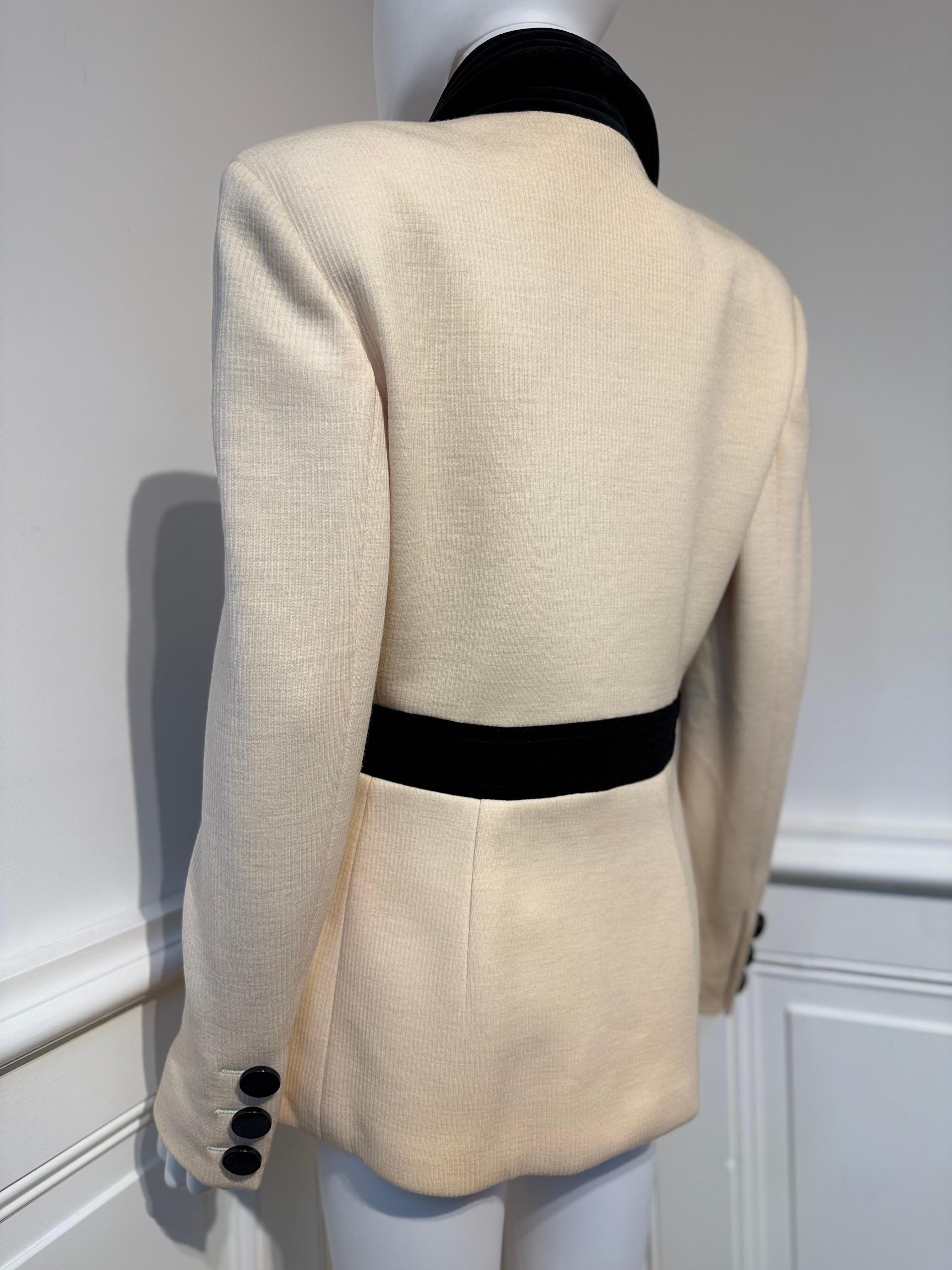 Valentino Garavani Autunno/Inverno 1993 Giacca avorio da passerella Vintage nuova con etichette in vendita 2