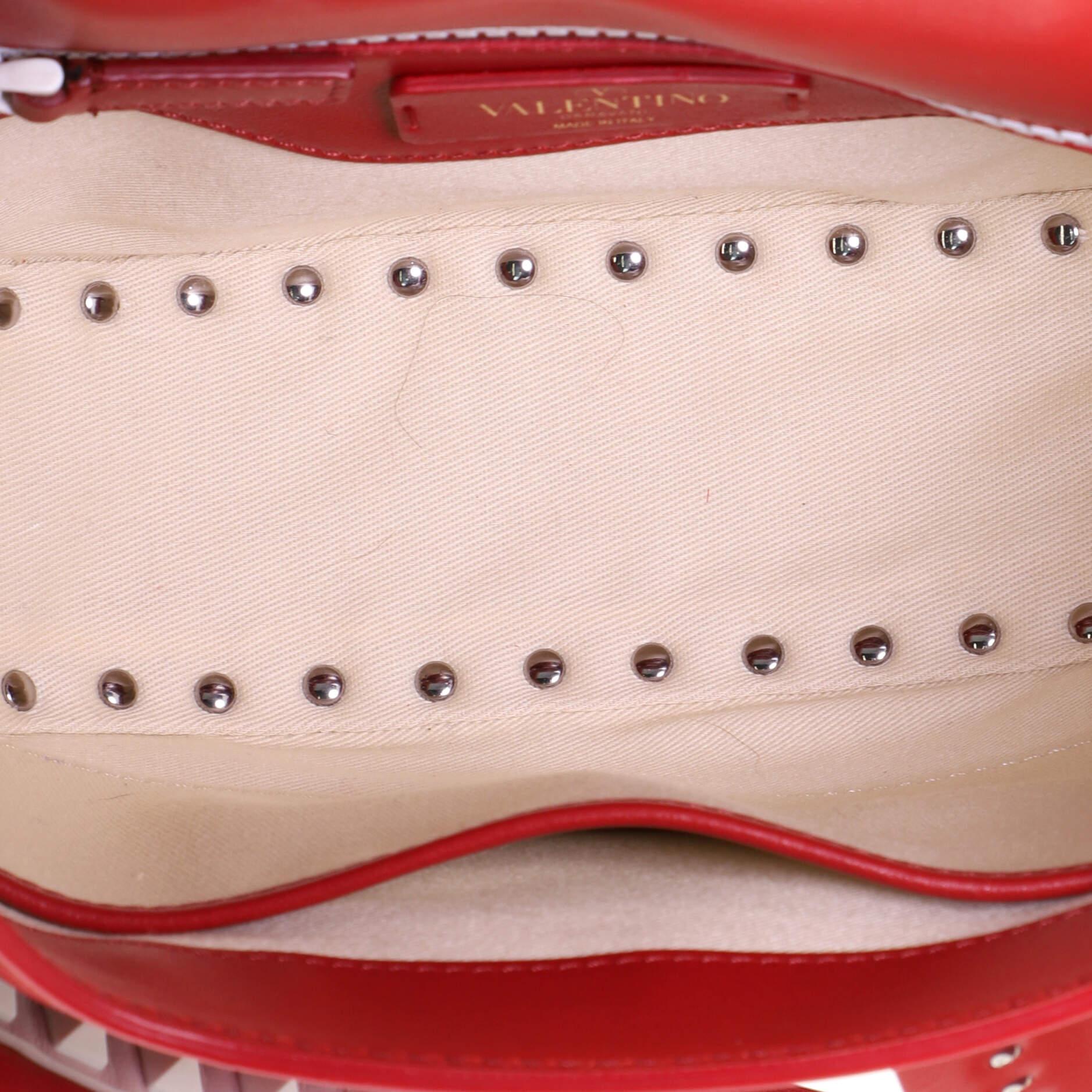 Valentino Garavani Free Rockstud Saddle Crossbody Bag Leather Medium 2