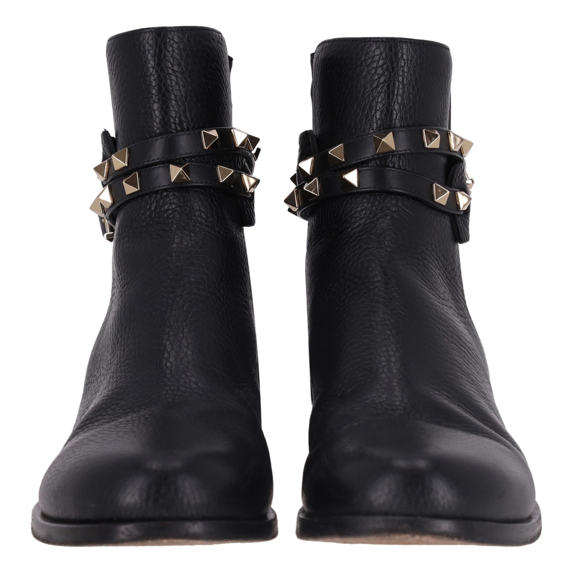 Nero Valentino Garavani Stivali Chelsea Rockstud in pelle di vitello granulata in vendita