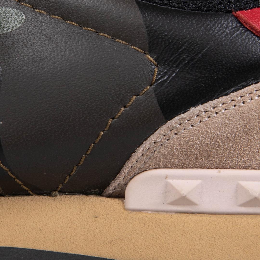 Donna Valentino Garavani Scarpe da Ginnastica Rockrunner in pelle verde mimetico Taglia IT 37.5 in vendita