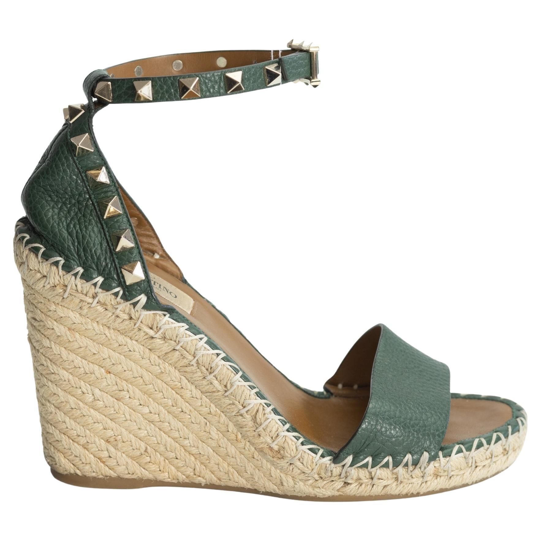 Valentino Garavani Espadrilles compensées Rockstud en cuir vert (EU 36)