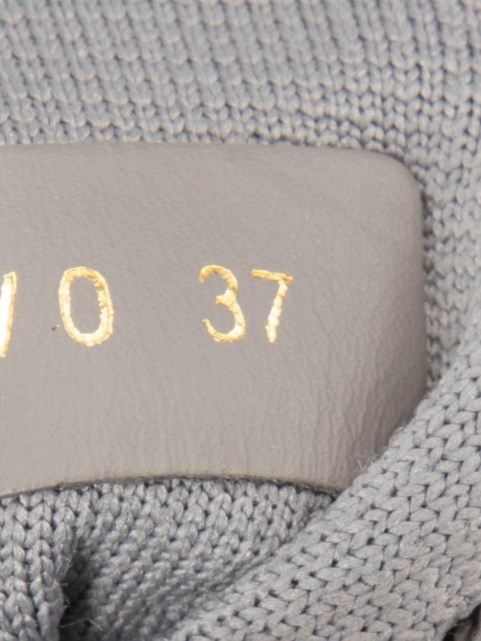 Valentino Garavani Trainers en daim gris à panneaux Taille IT 37 en vente 2