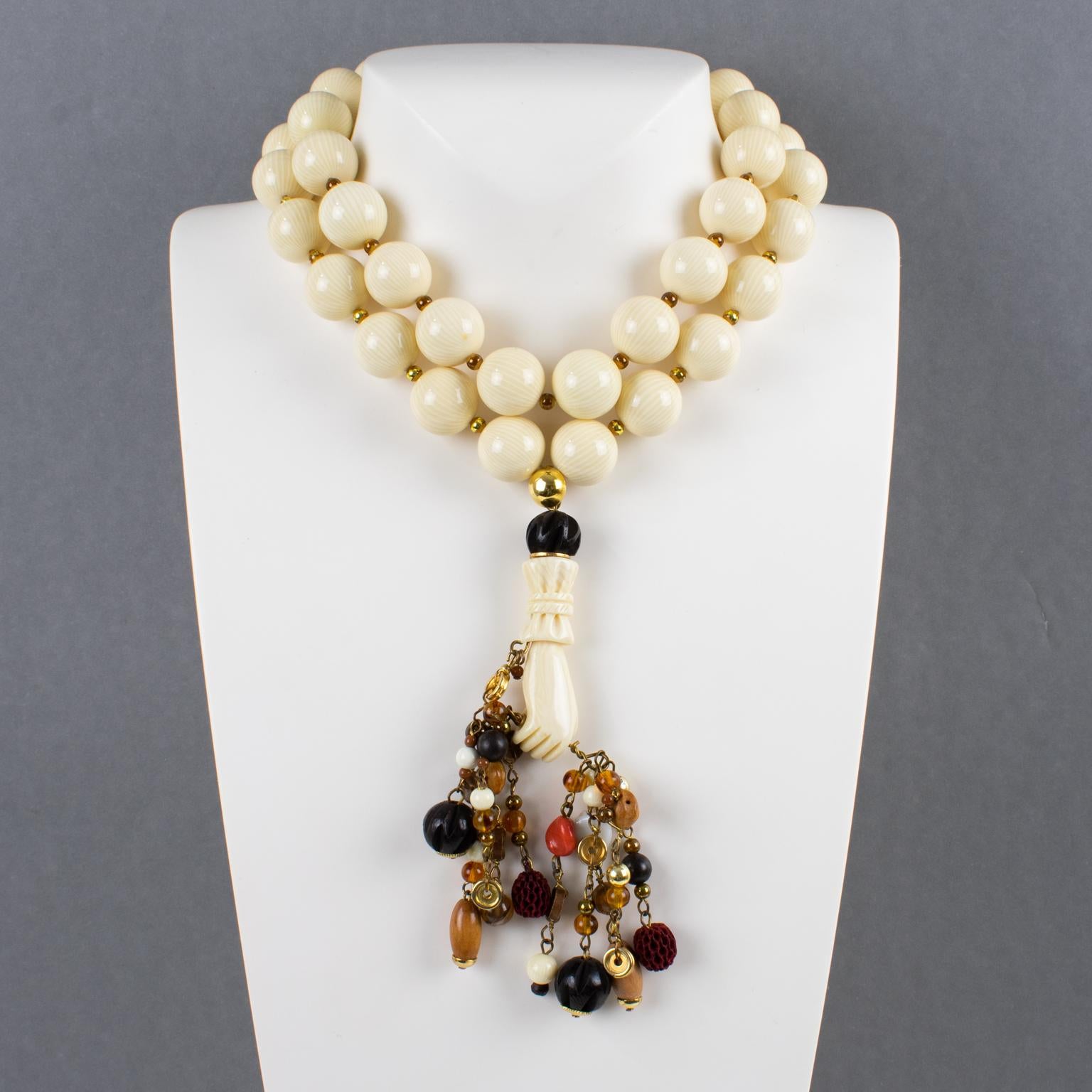 Moderniste Valentino Garavani Collier ras du cou haute couture en perles avec breloques en vente