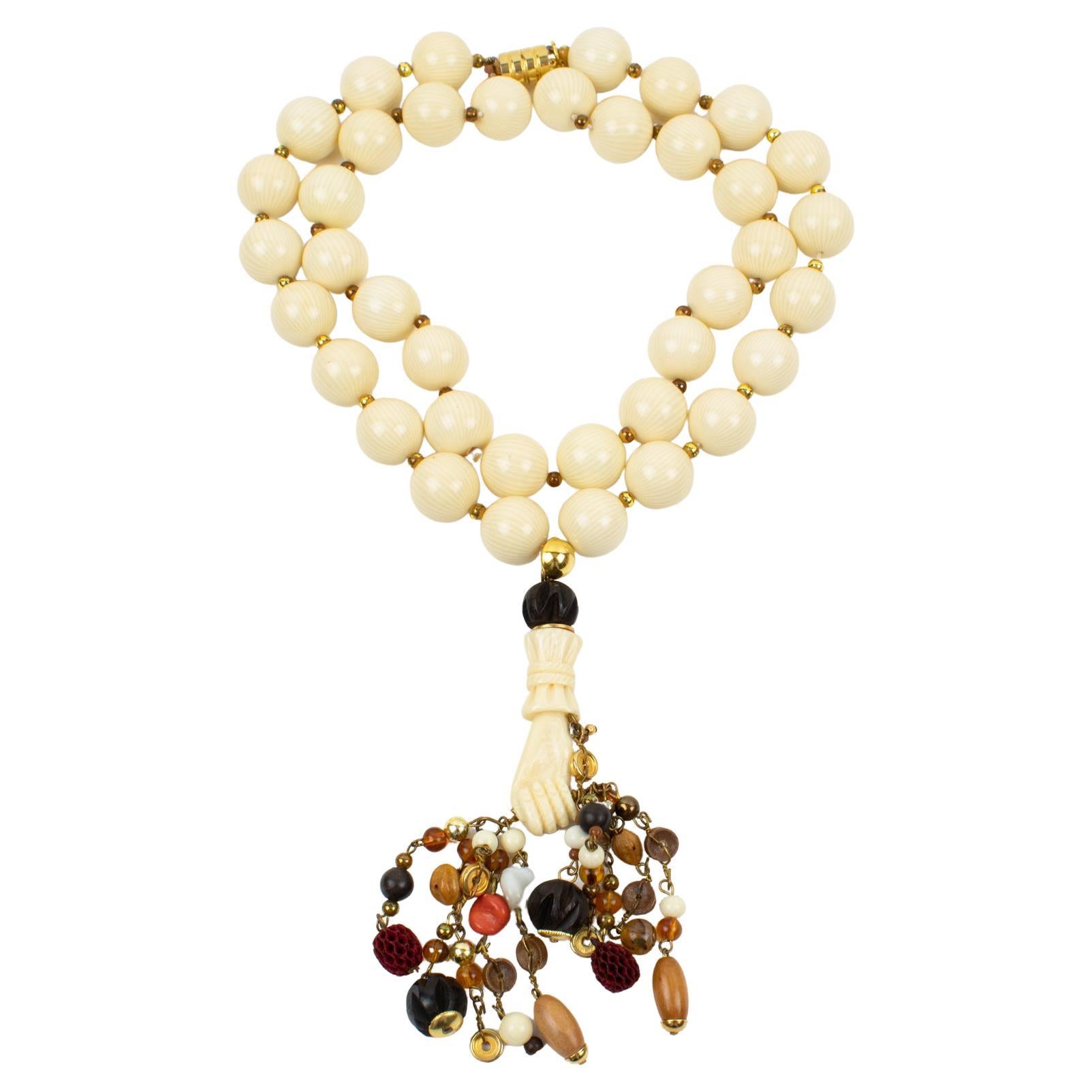 Valentino Garavani Collier ras du cou haute couture en perles avec breloques en vente