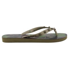 Valentino Garavani + Havaianas Rockstud Camouflage Druck Flip Flops Eu 37/38