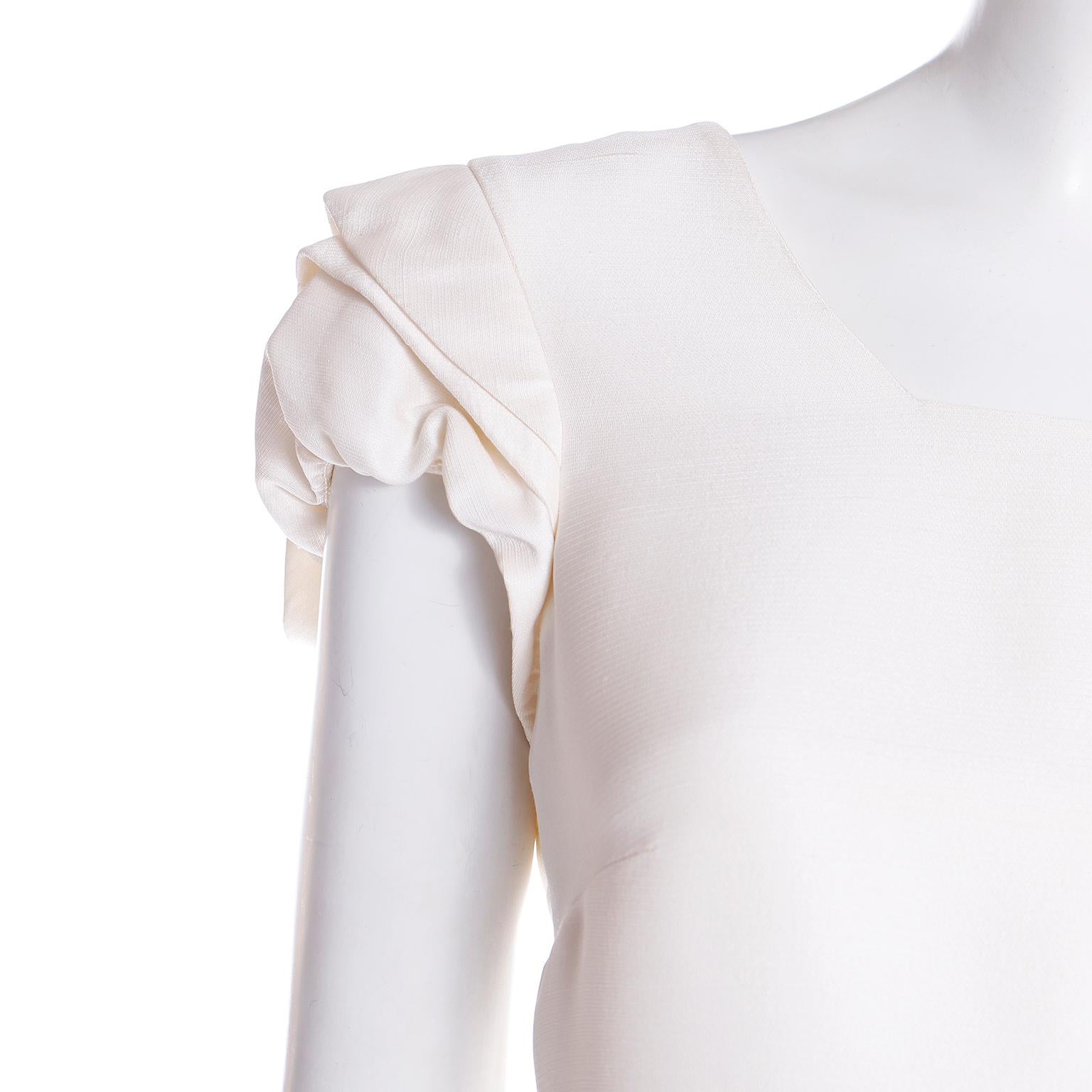 Valentino Garavani Ivory Silk Crepe Evening Dress With Drape & Pleated Sleeves For Sale 4