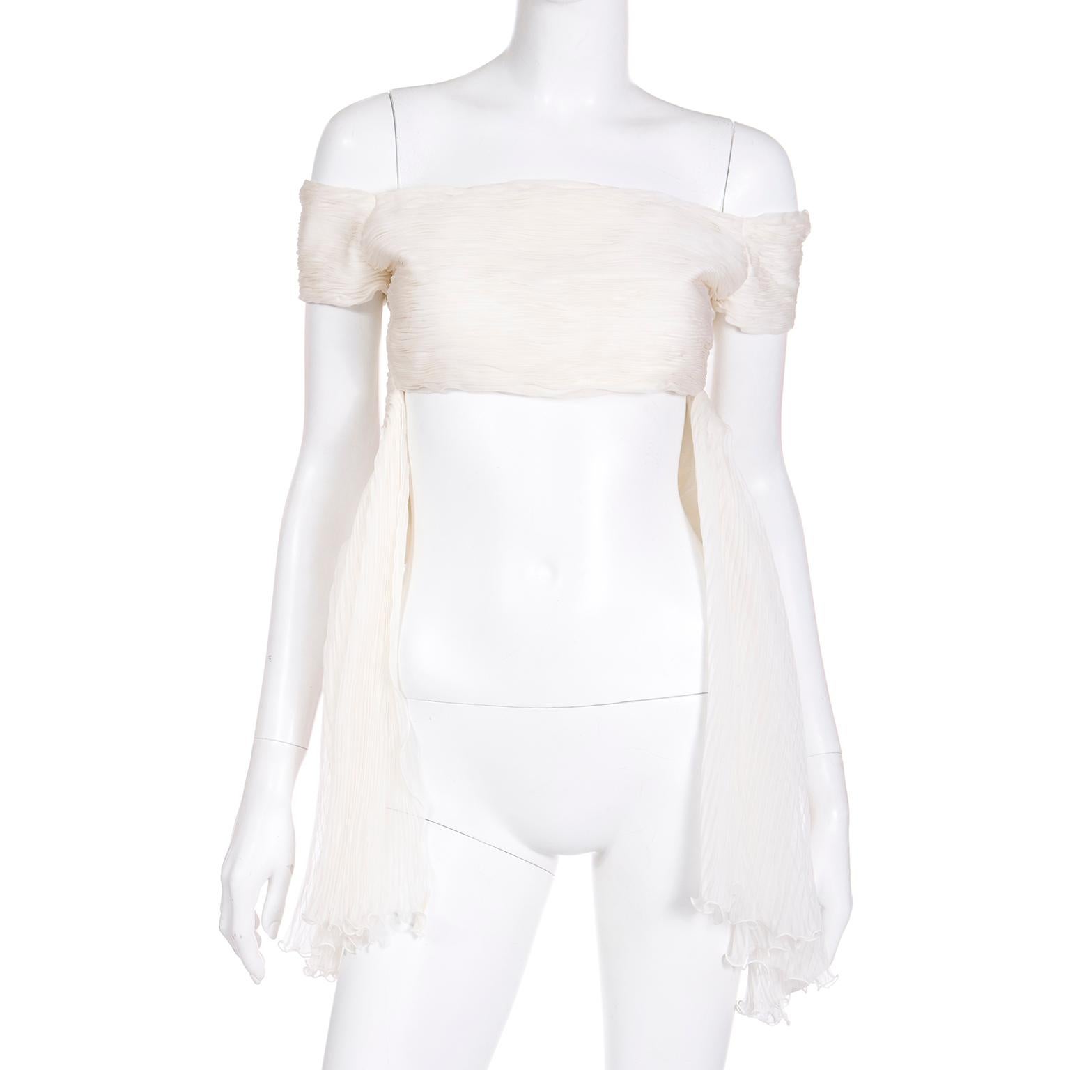 Women's Spring 2003 Runway Valentino Garavani Ivory Silk Off Shoulder Cropped Top 