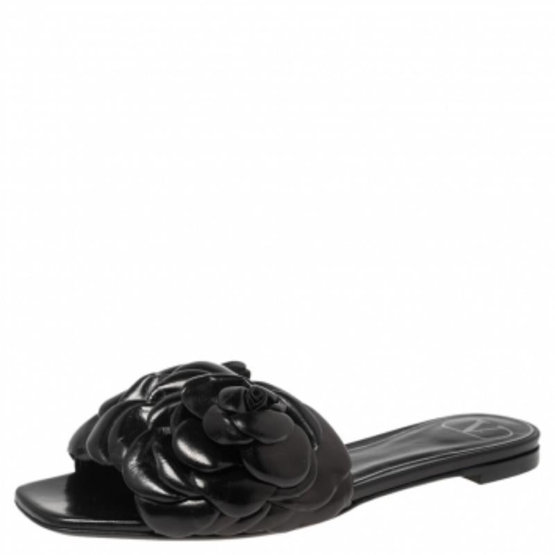 Valentino Garavani Leder Atelier 03 Rose Edition Rutschen Sandalen Größe 35.5 (Schwarz) im Angebot